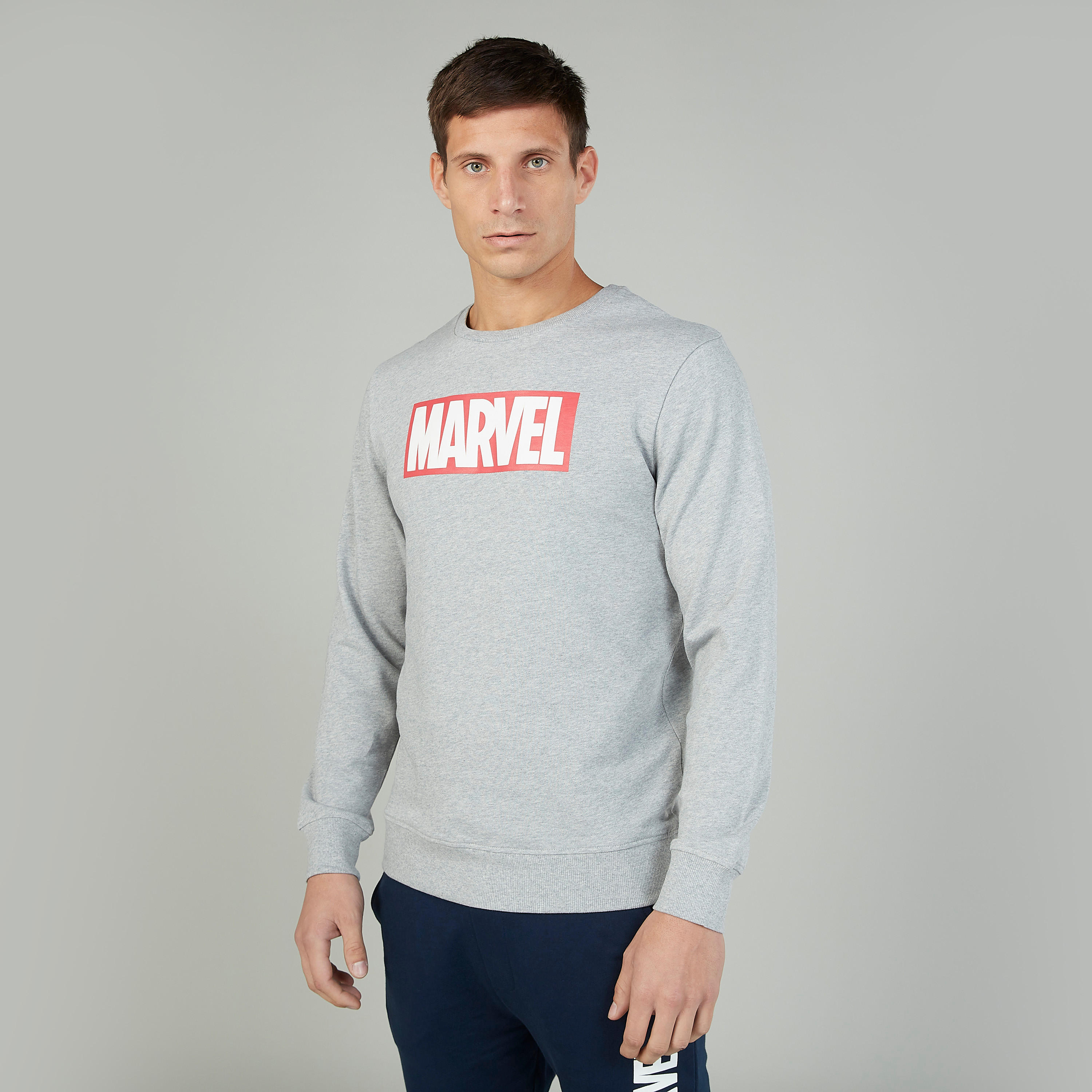 سويت شيرت بياقة ضيّقة وأكمام طويلة وطبعات مارفل-men-winterwear-hoodiesandsweatshirts-image-5