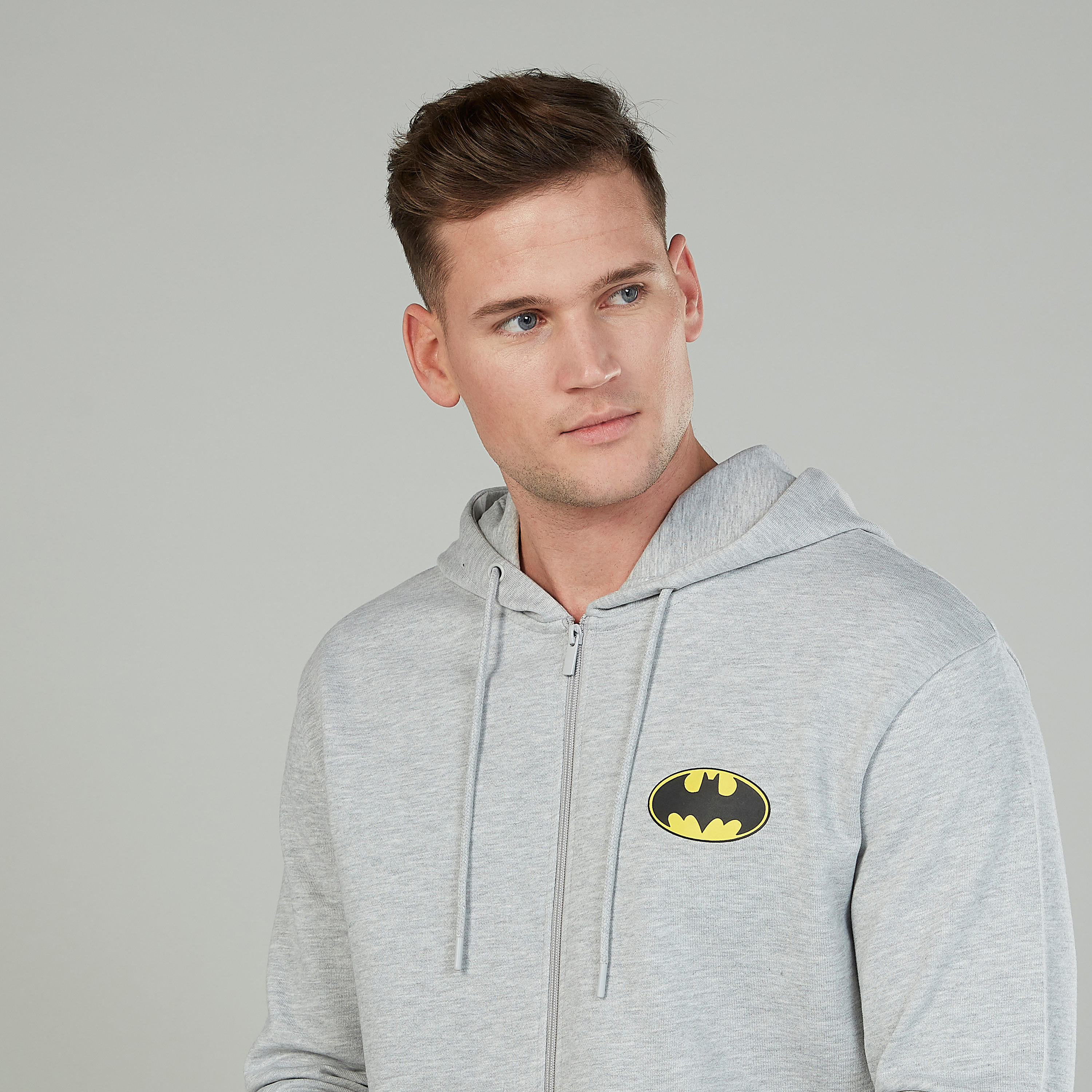 جاكيت بأكمام طويلة وقبعة وطبعات باتمان-men-winterwear-hoodiesandsweatshirts-image-3