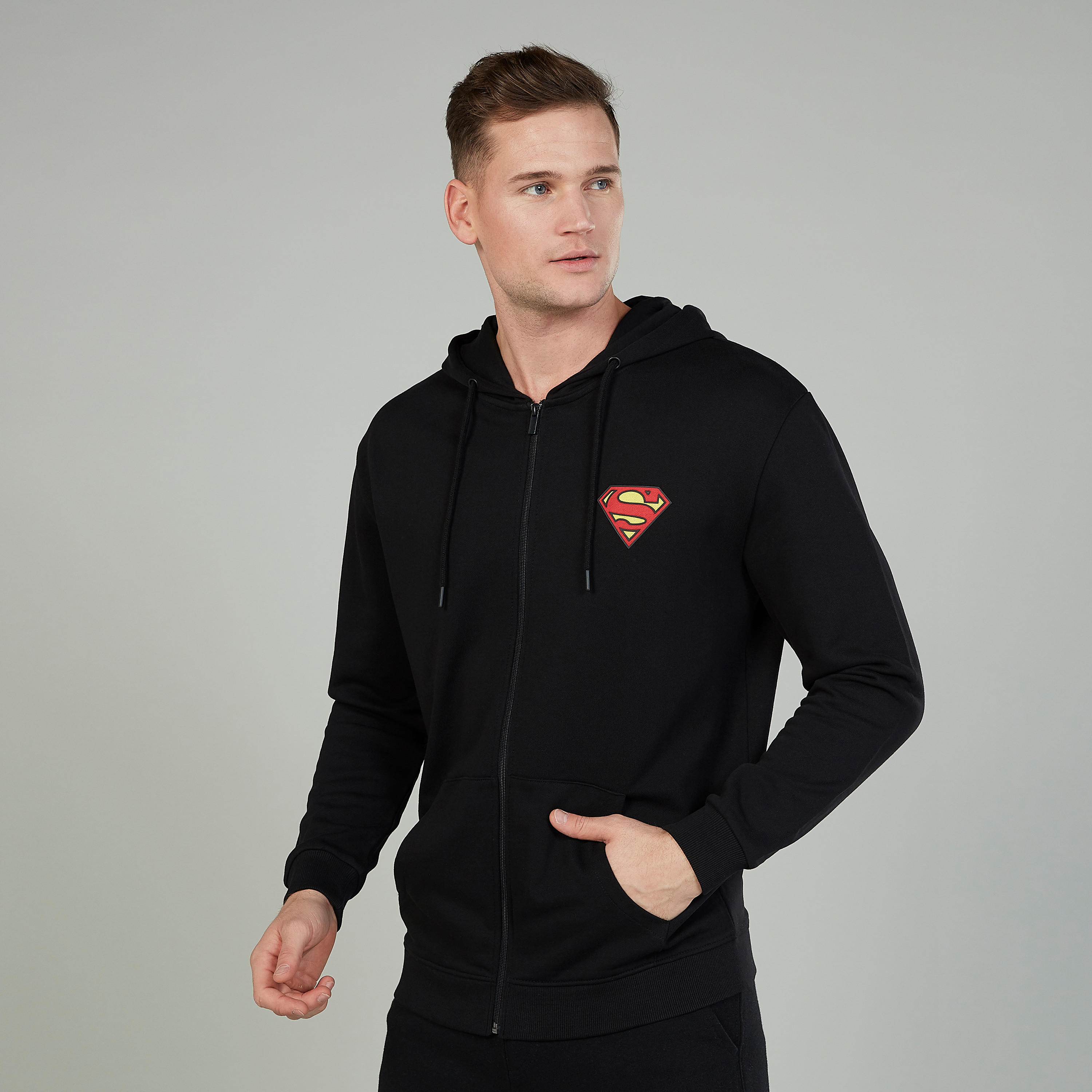 جاكيت بطبعات سوبرمان وأكمام طويلة وقبعة-men-winterwear-hoodiesandsweatshirts-image-1