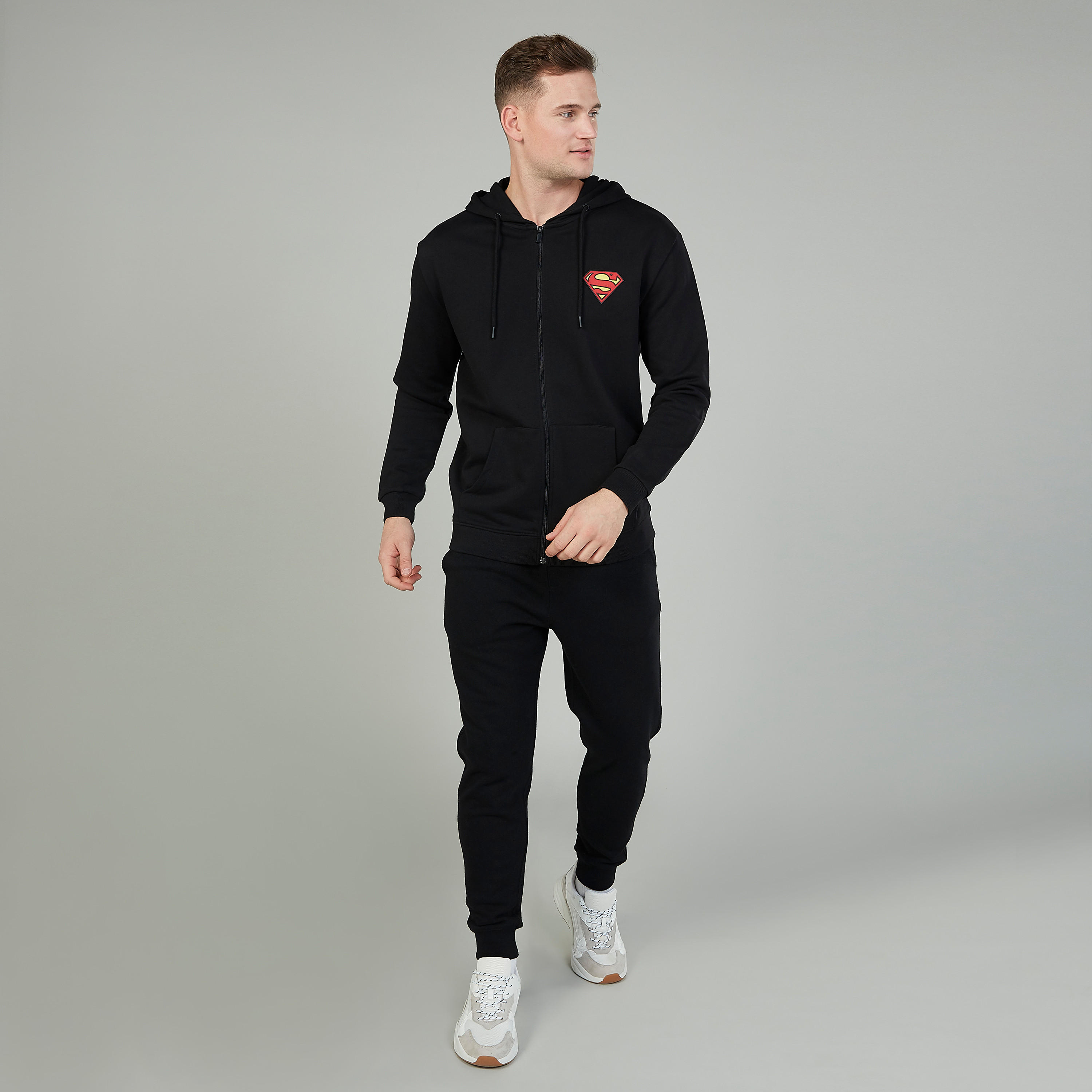 جاكيت بطبعات سوبرمان وأكمام طويلة وقبعة-men-winterwear-hoodiesandsweatshirts-image-2