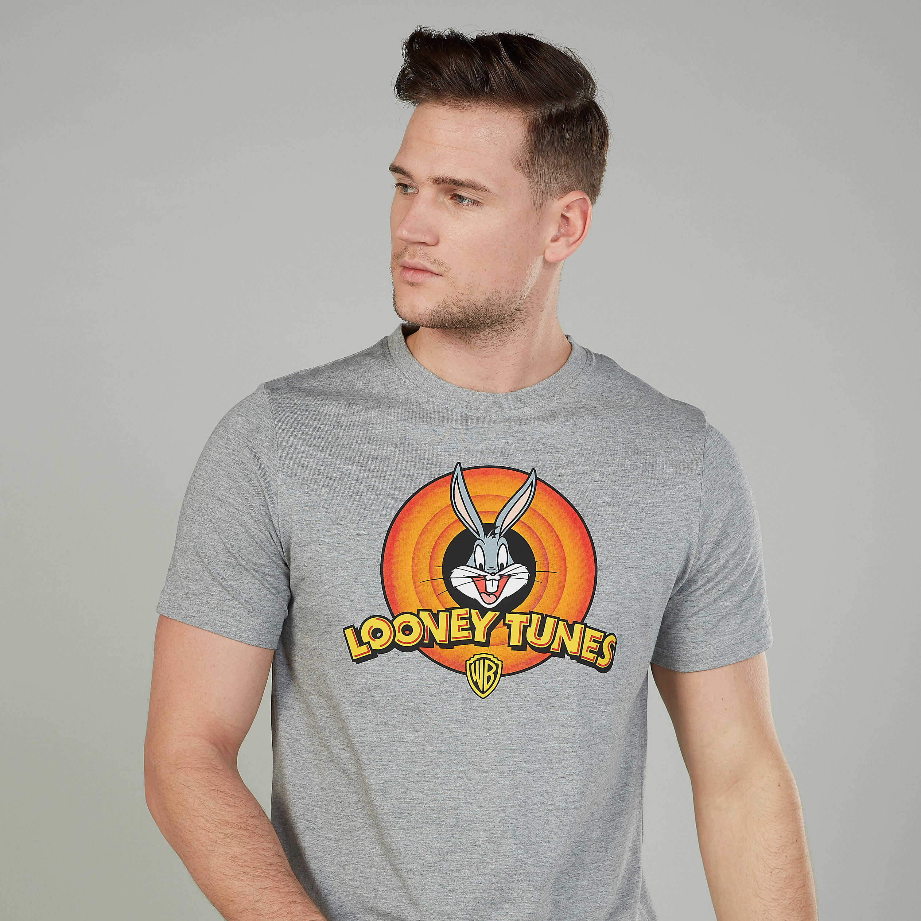 تيشيرت سليم بأكمام قصيرة وياقة ضيقة وطبعات لوني تيونز-men-clothing-tshirtsandpolos-tshirts-image-3