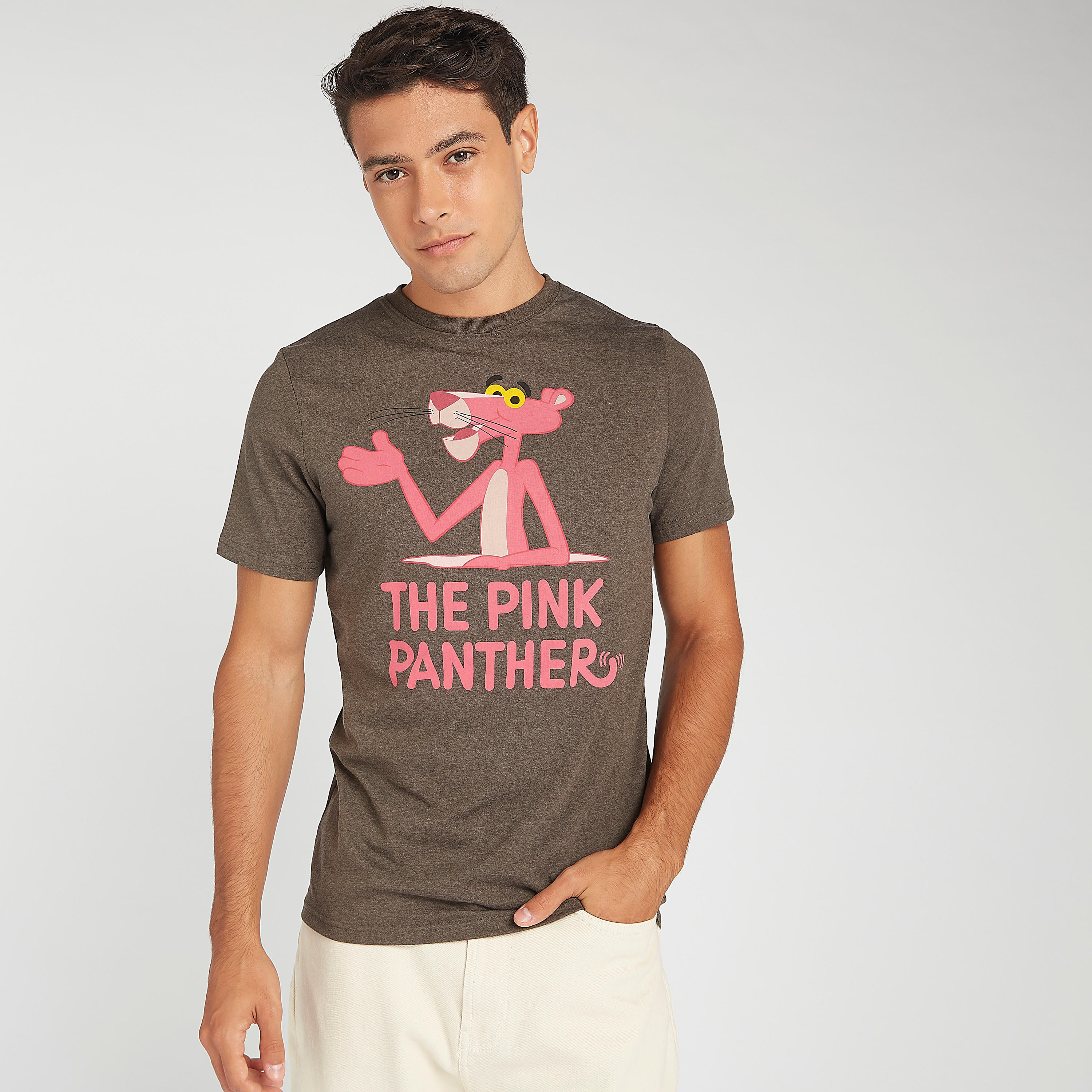 تيشيرت سليم فيت بياقة ضيّقة وطبعات ذي بينك بانتر-men-clothing-tshirtsandpolos-tshirts-image-3