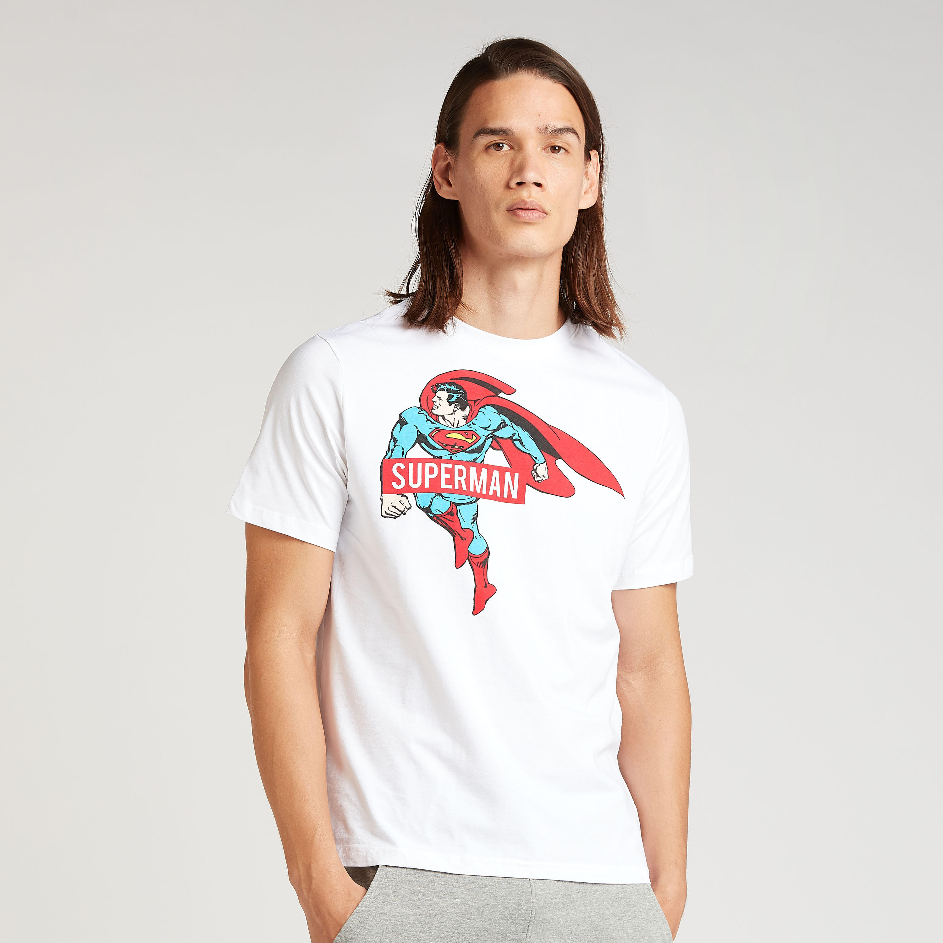 تيشيرت مستدام سليم بياقة ضيقة وطبعات سوبر مان-men-clothing-tshirtsandpolos-tshirts-image-1