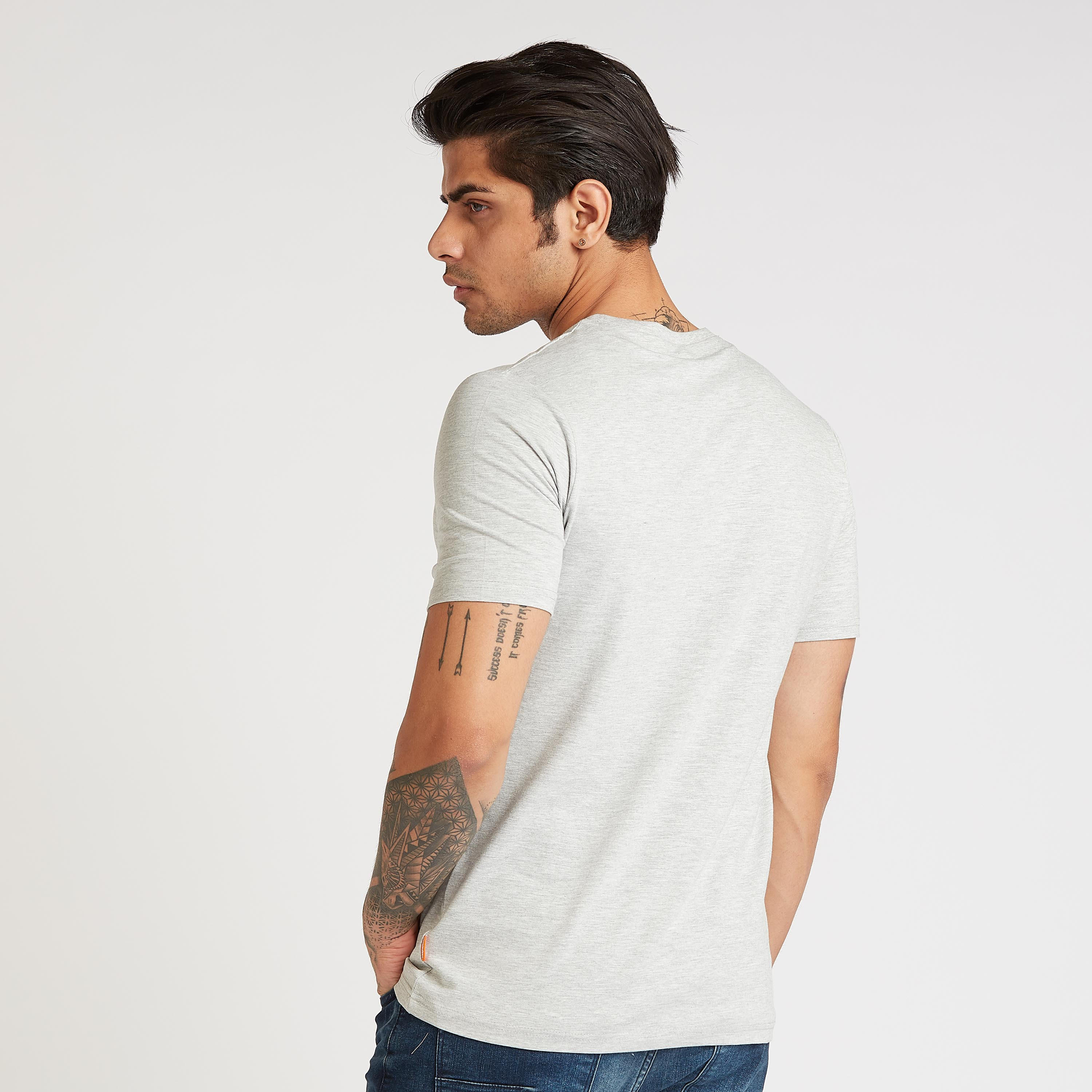 تيشيرت سليم بياقة ضيقة وأكمام قصيرة وطبعات نينجا تيرتلز-men-clothing-tshirtsandpolos-tshirts-image-4