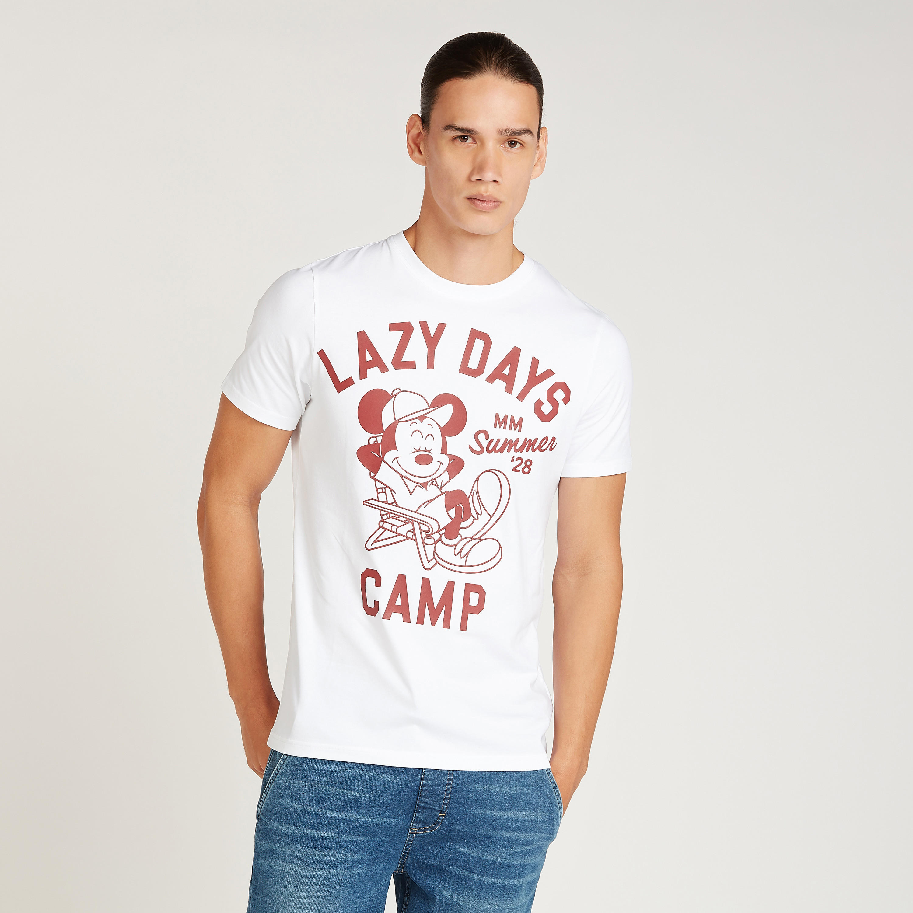 تيشيرت بقصة سليم بياقة ضيقة وأكمام قصيرة وطبعات ميكي ماوس-men-clothing-tshirtsandpolos-tshirts-image-1