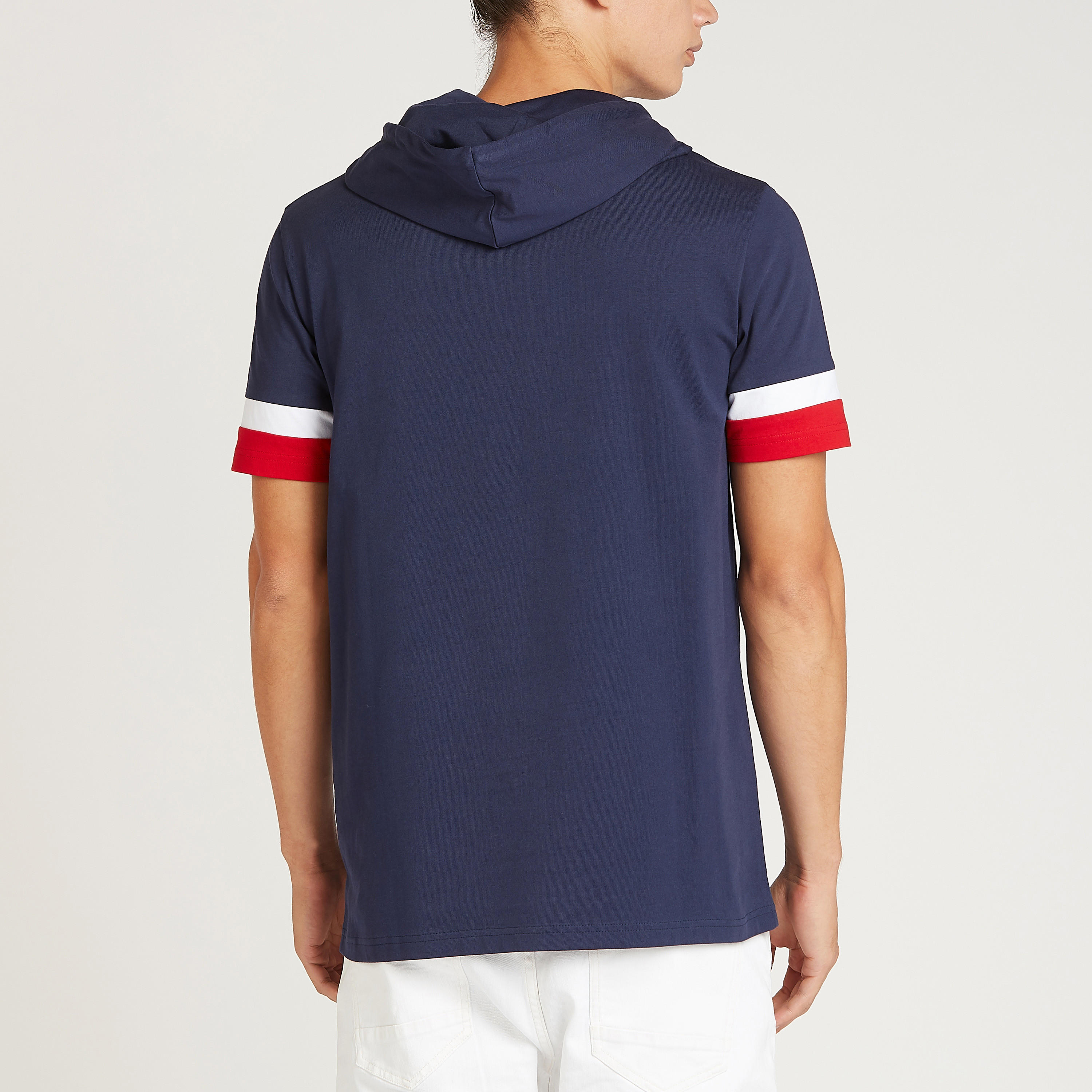 تيشيرت بقصة سليم بأكمام قصيرة وقبعة وطبعات سنوبي-men-clothing-tshirtsandpolos-tshirts-image-4