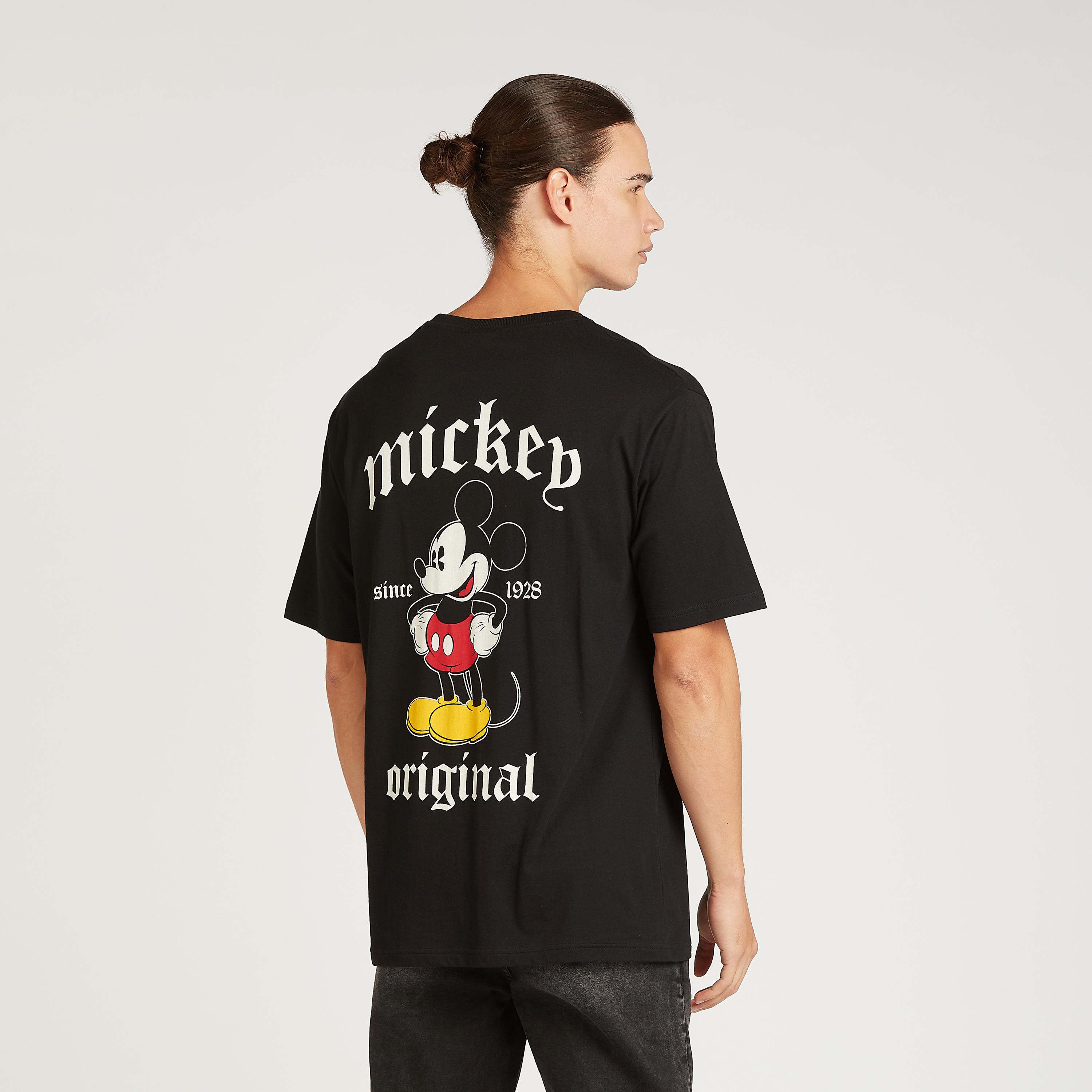 تيشيرت سليم بياقة مستديرة وأكمام قصيرة وطبعات ميكي ماوس-men-clothing-tshirtsandpolos-tshirts-image-5
