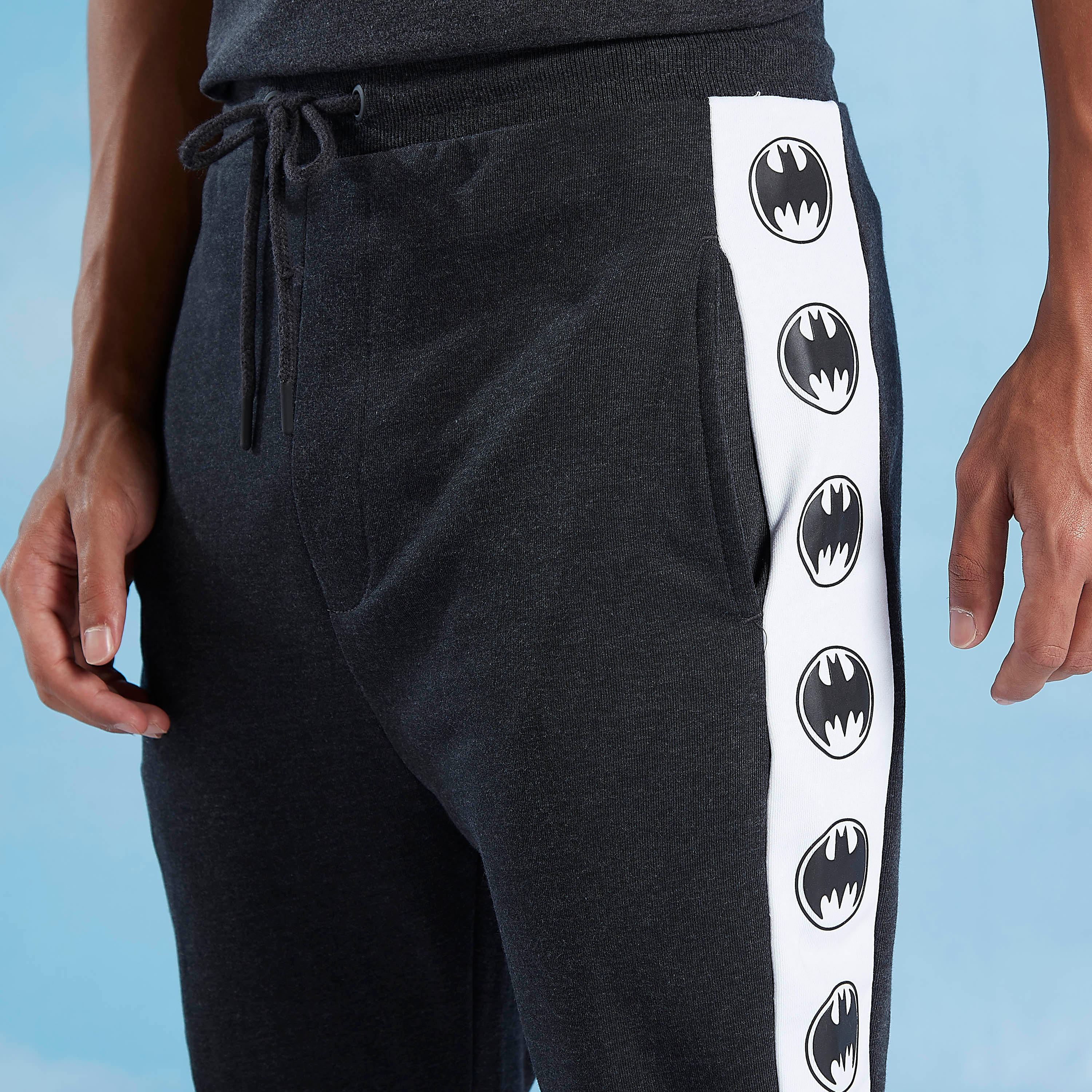 Batman Print Jog Pants with Pocket Detail and Drawstring-men-clothing-bottoms-joggers-image-3