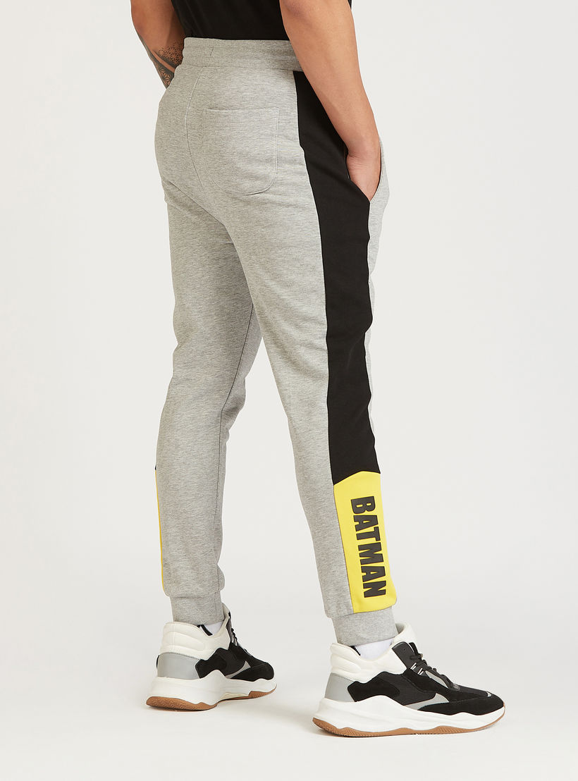Batman Print Jog Pants with Pocket Detail and Drawstring-men-clothing-bottoms-joggers-image-4