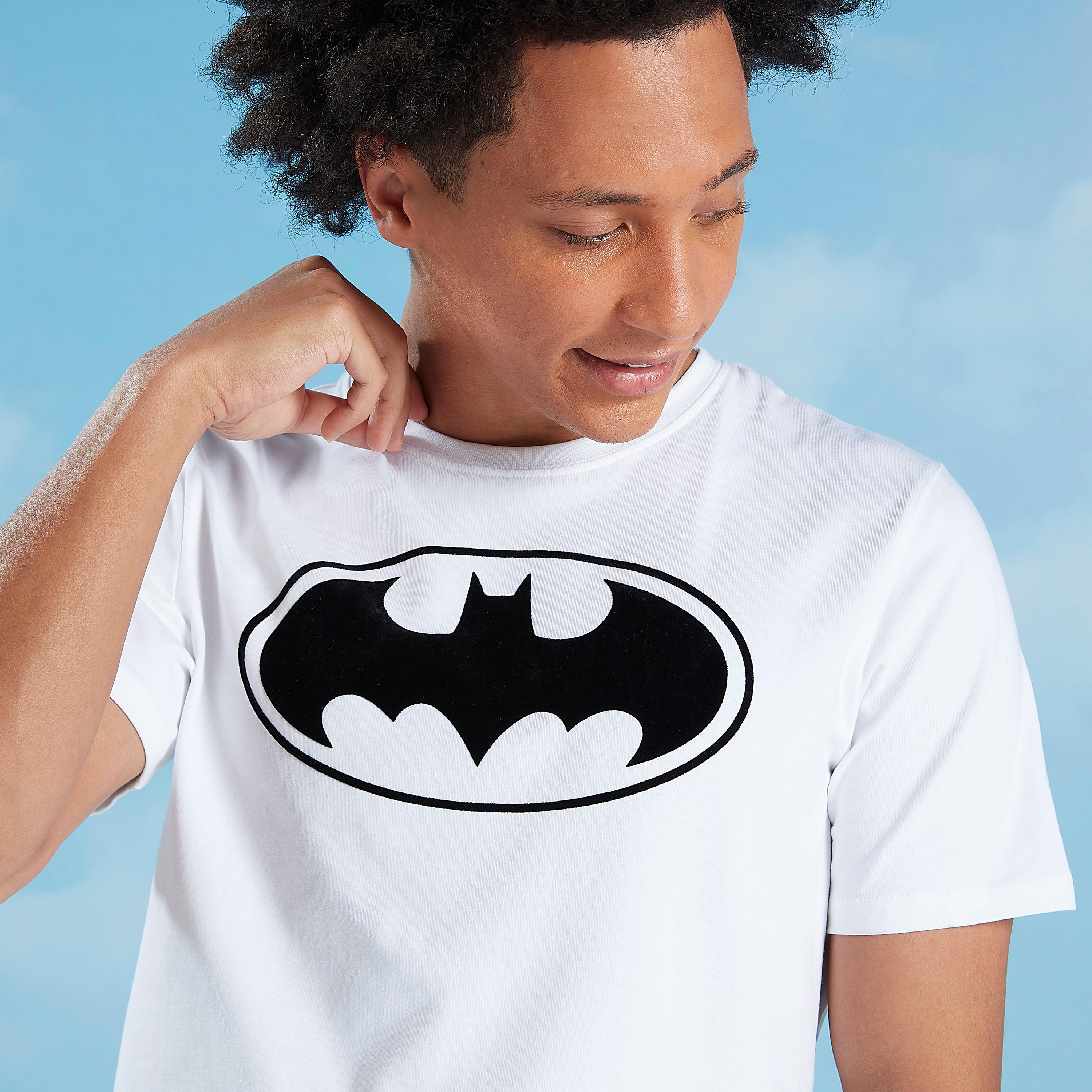 تيشيرت سليم بياقة ضيّقة وأكمام قصيرة وطبعات باتمان-men-clothing-tshirtsandpolos-tshirts-image-4