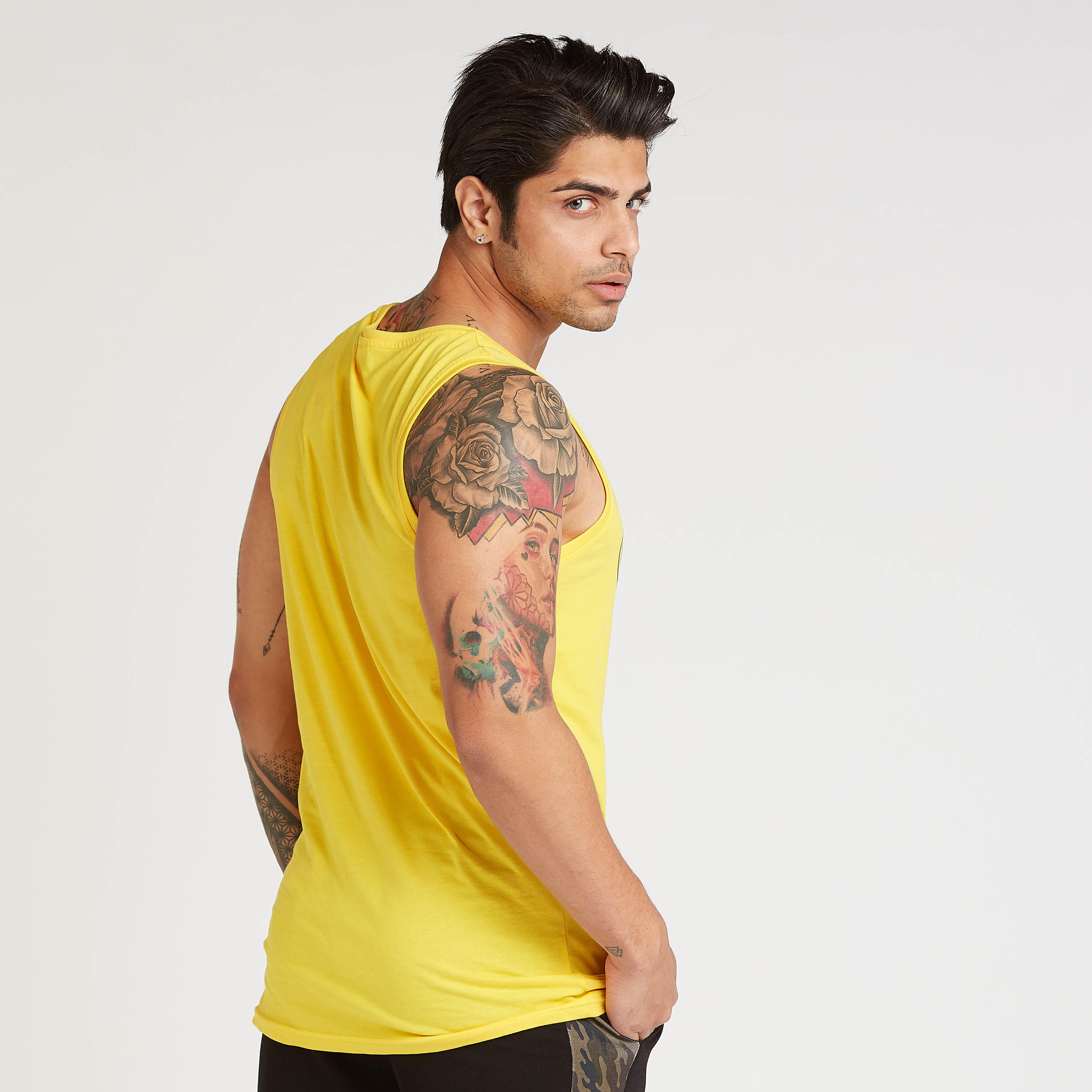 فيست سليم دون أكمام بياقة مستدير وطبعات باتمان-men-clothing-tshirtsandpolos-vests-image-4