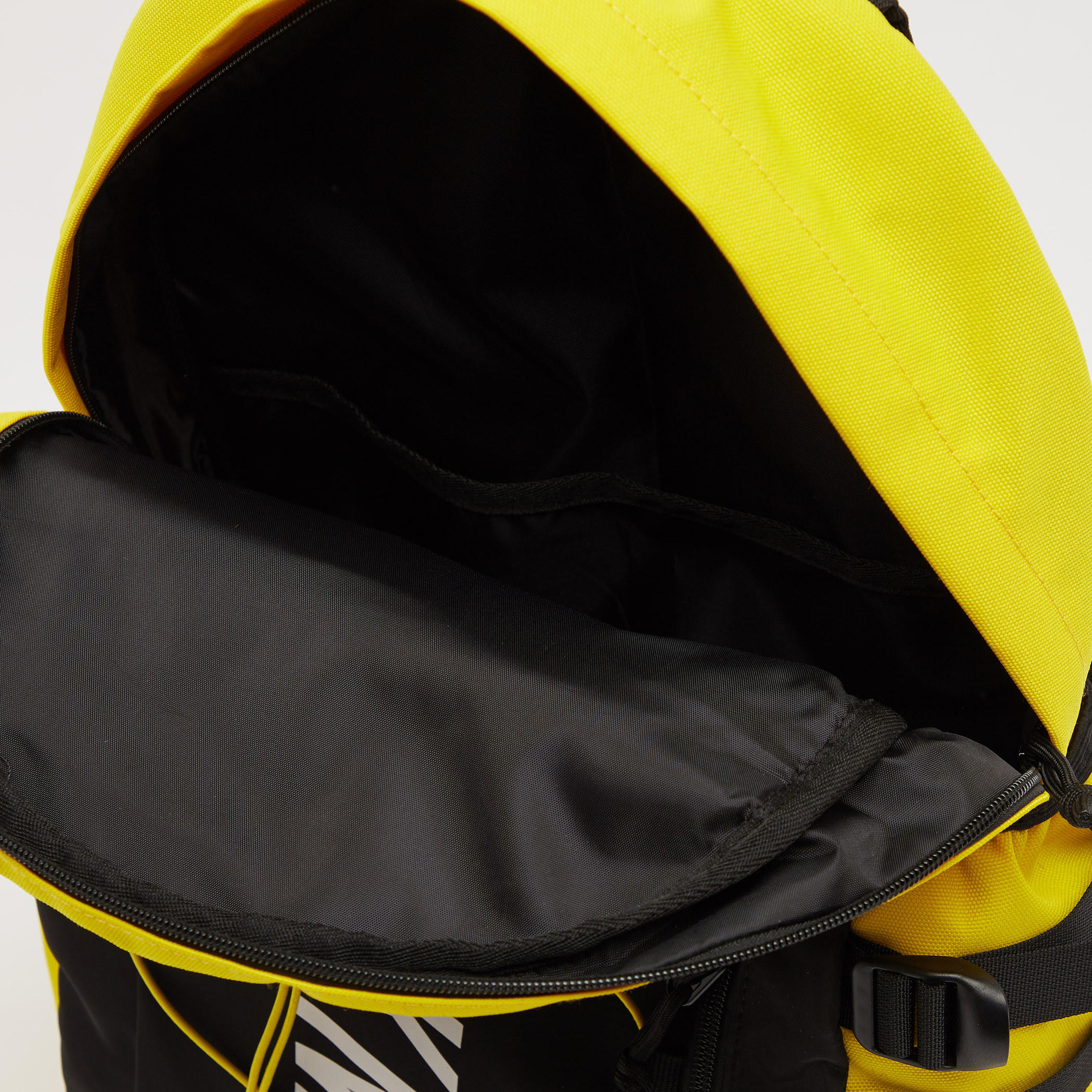 Batman Print Backpack with Adjustable Shoulder Straps-men-bags-image-5