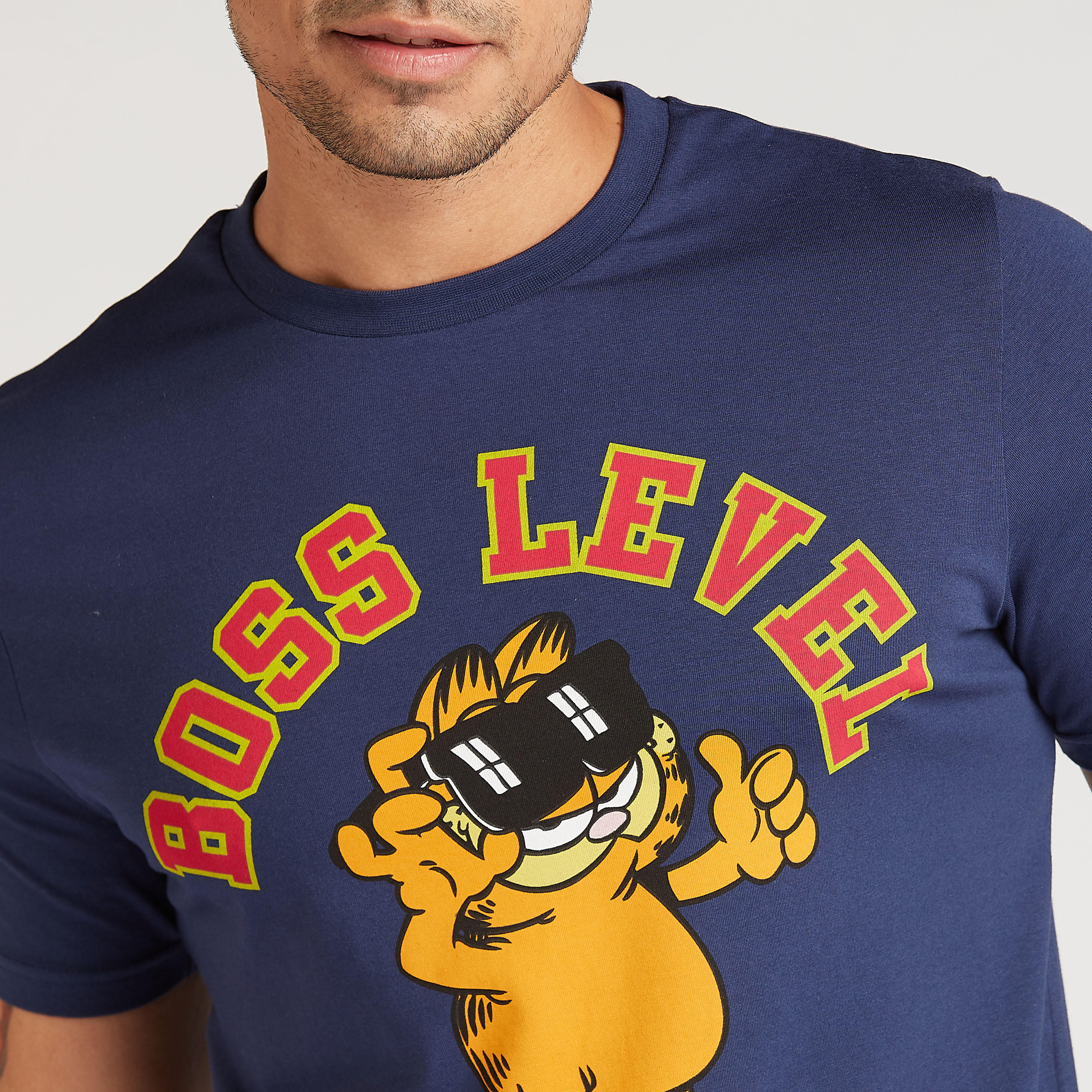 Slim Fit Garfield Print T-shirt with Crew Neck and Short Sleeves-men-clothing-tshirtsandpolos-tshirts-image-3