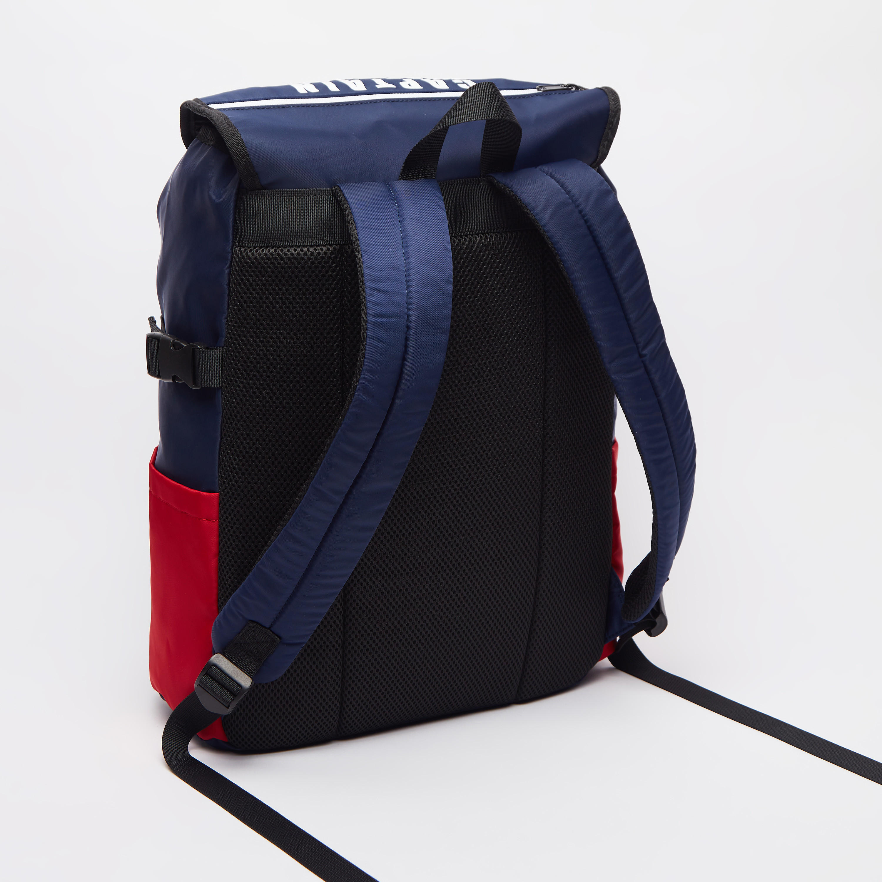 Captain America Print Backpack with Adjustable Shoulder Straps-men-bags-image-4
