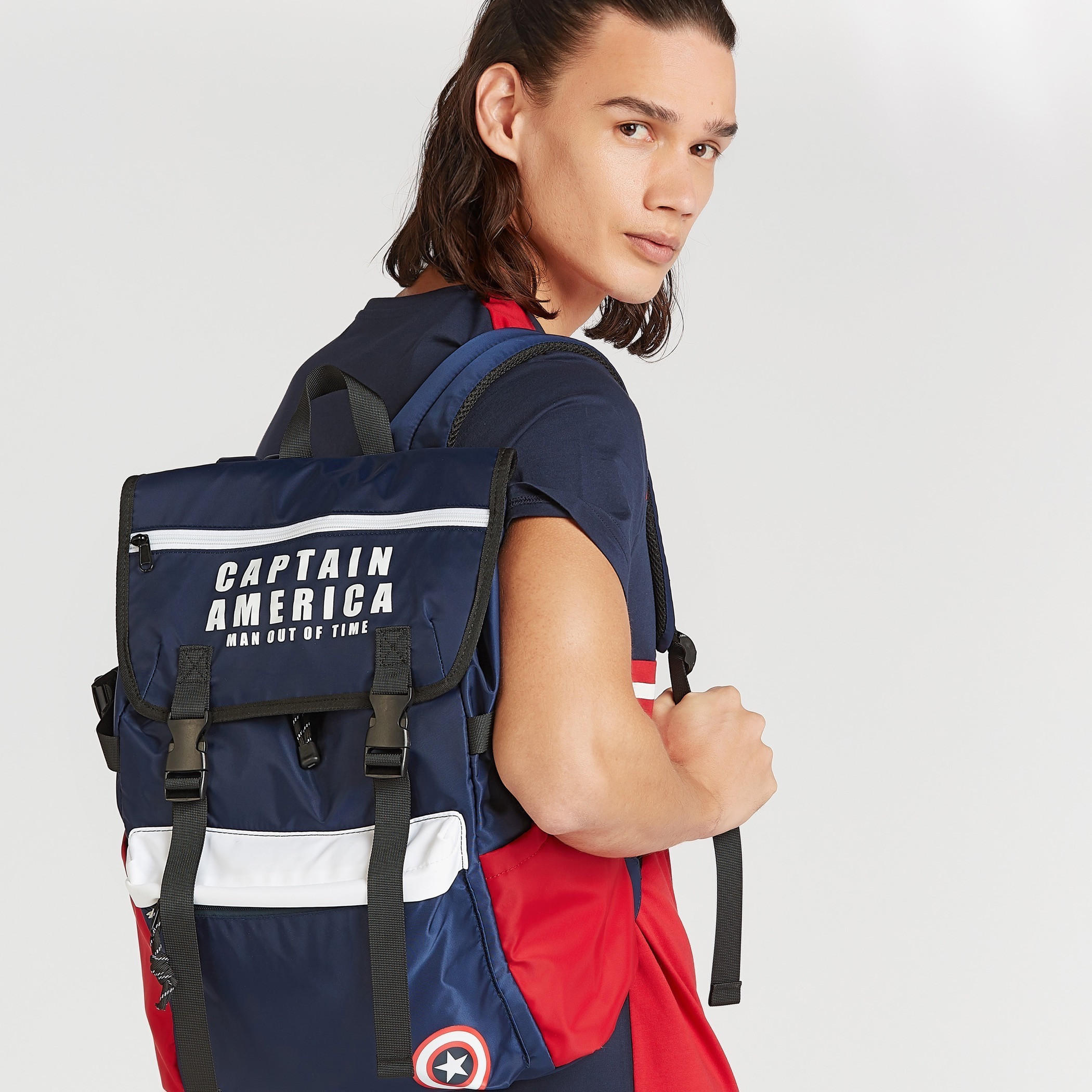 Captain America Print Backpack with Adjustable Shoulder Straps-men-bags-image-2