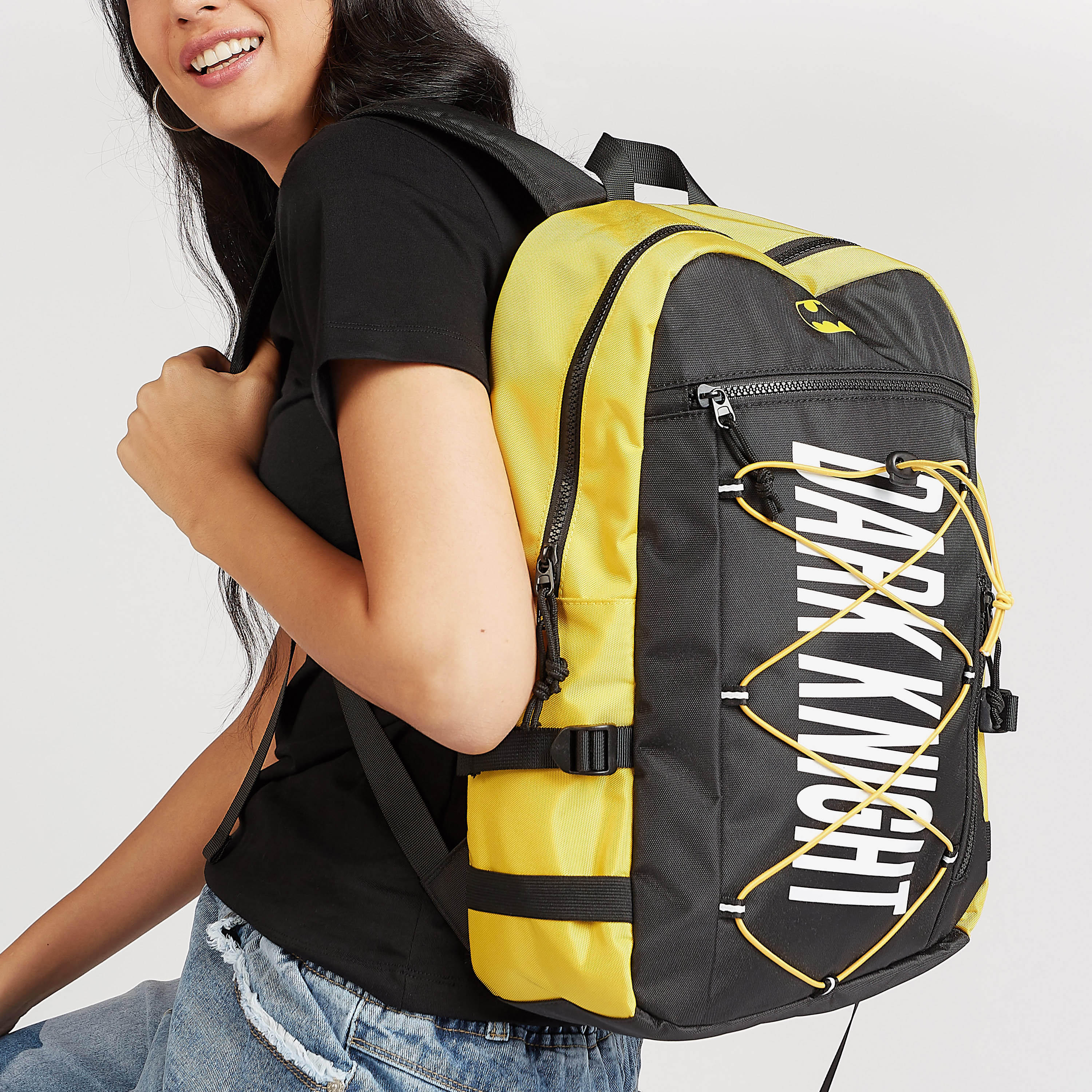 شنطة ظهر بحمّالات كتف قابلة للتعديل وطبعات باتمان-men-bags-image-4