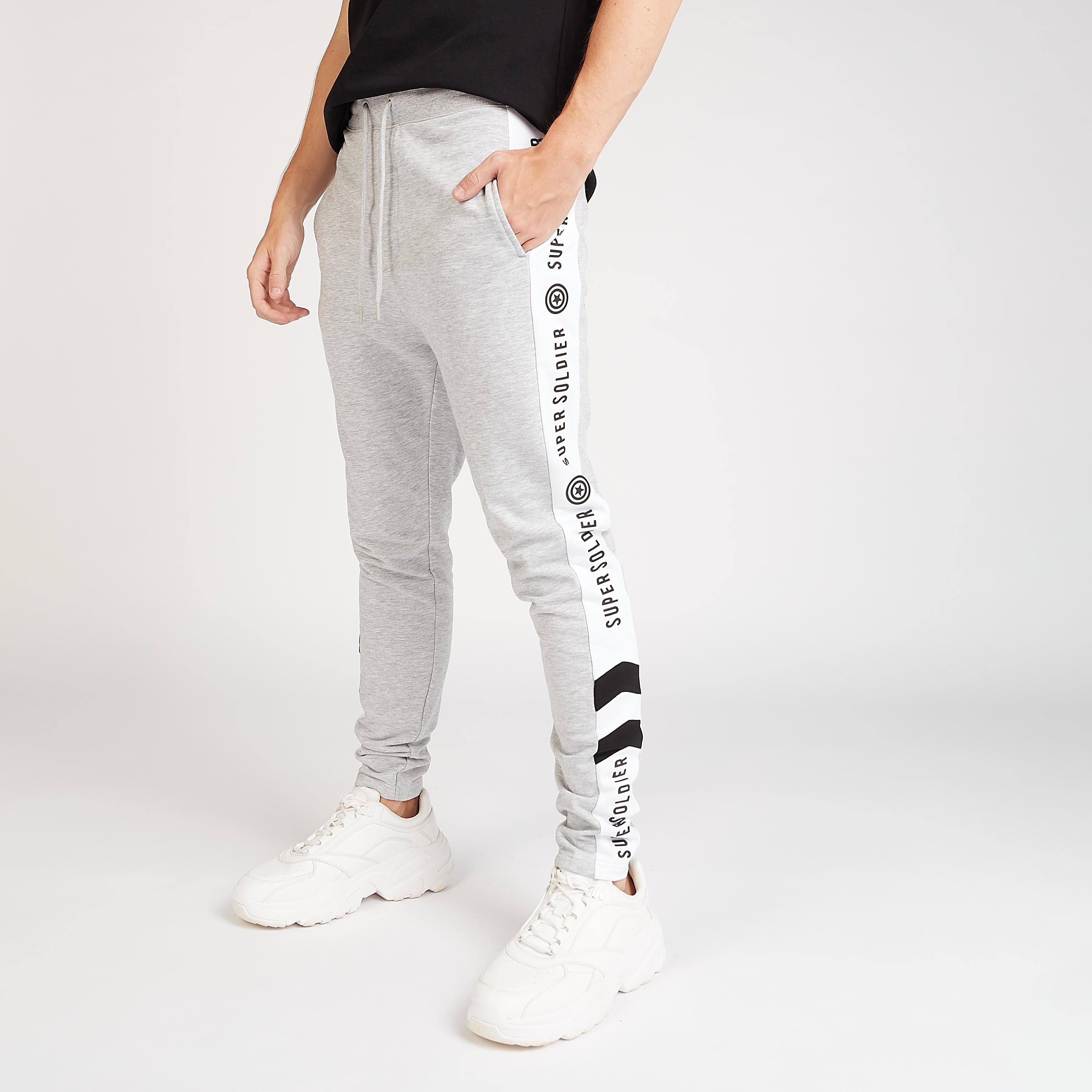 بنطلون مستدام رياضي سكيني بطبعات كابتن أمريكا وتفاصيل جيوب-men-clothing-bottoms-trousersandchinos-trousers-image-1