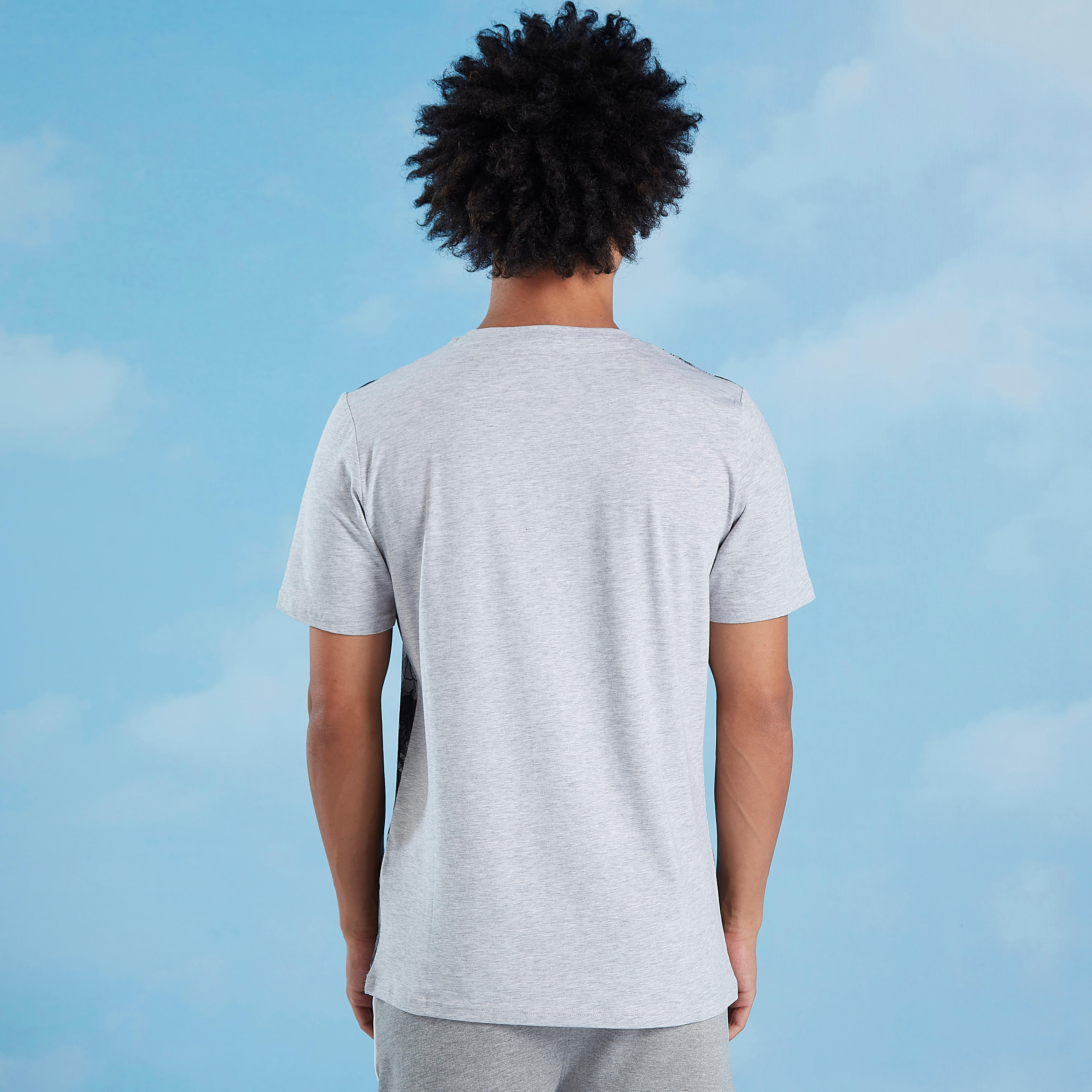 تيشيرت سليم بياقة ضيقة وأكمام قصيرة وطبعات سوبرمان-men-clothing-tshirtsandpolos-tshirts-image-4