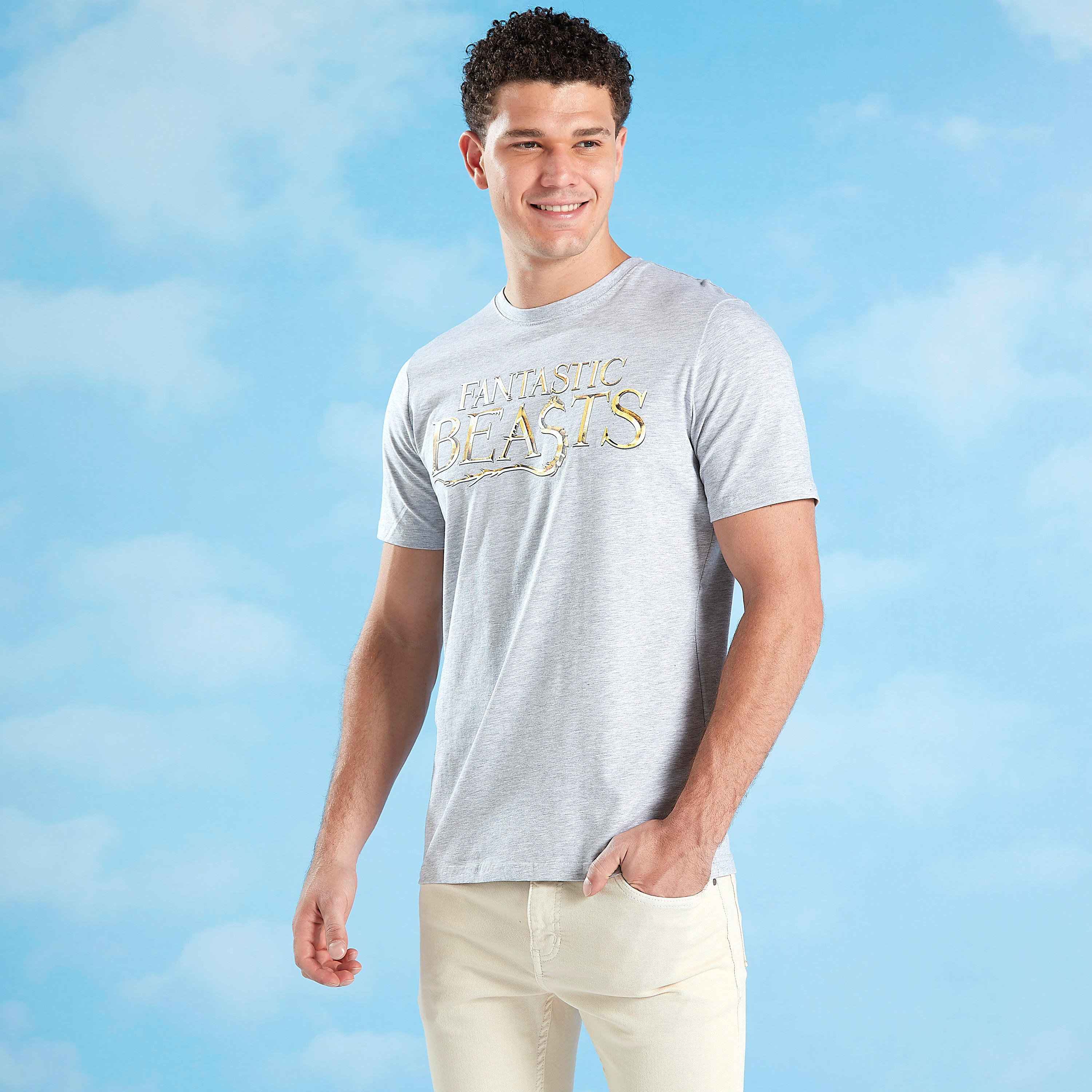 تيشيرت سليم فيت بياقة ضيّقة وطبعات فانتاستيك بيست-men-clothing-tshirtsandpolos-tshirts-image-3