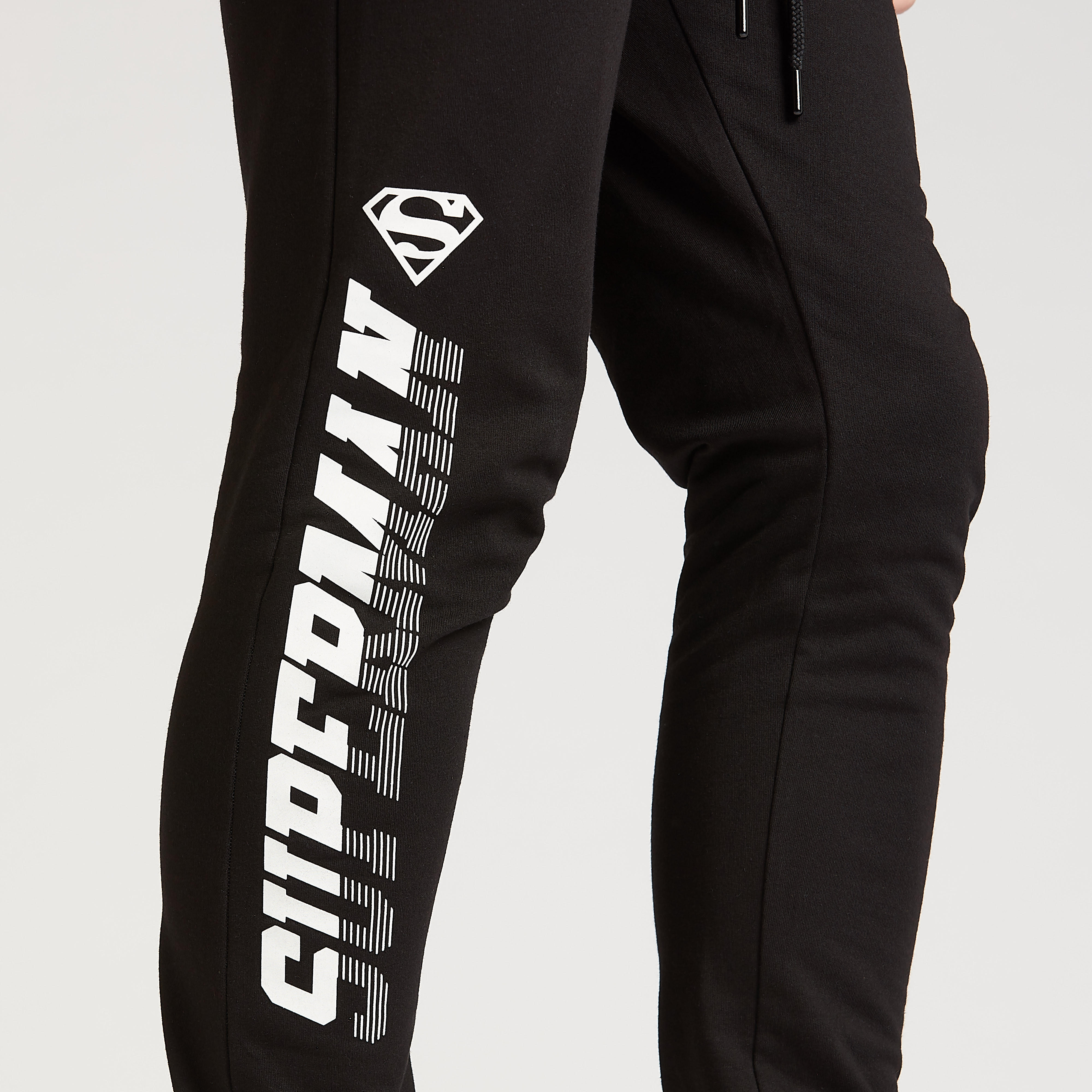 بنطلون مستدام رياضي بجيوب ورباط وطبعات سوبرمان-men-clothing-bottoms-joggers-image-3