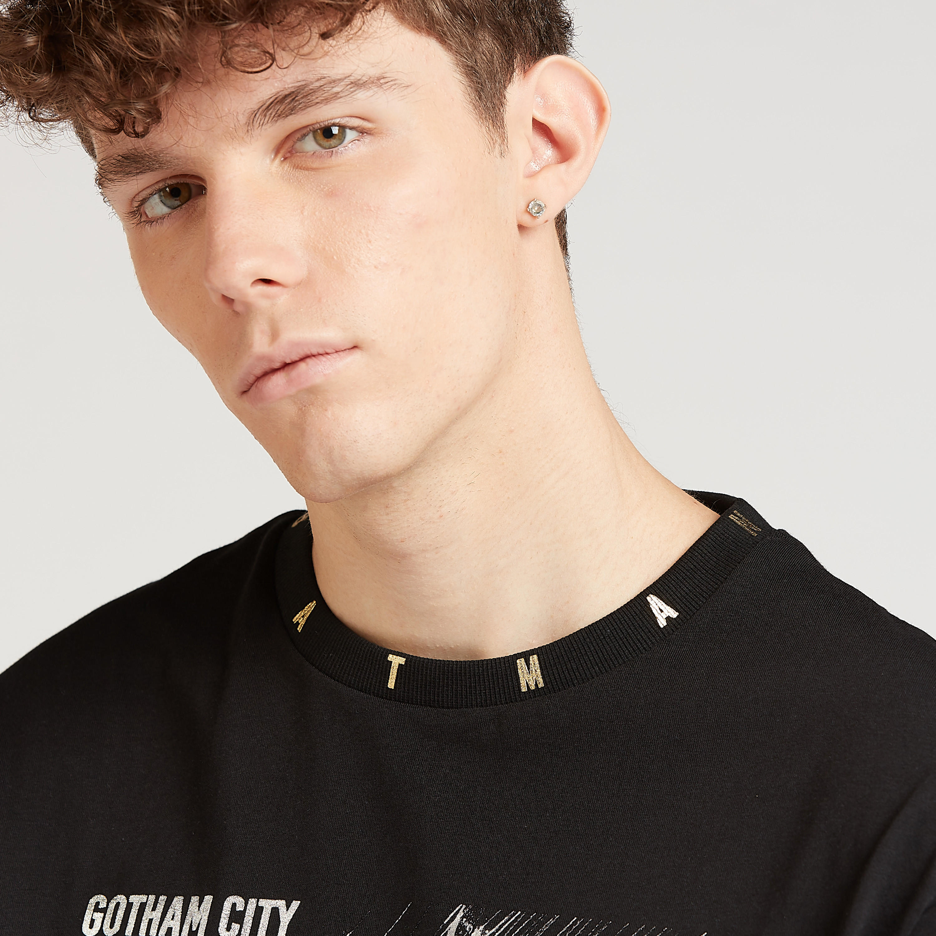 Sustainable Slim Fit Batman Print T-shirt with Crew Neck-men-clothing-tshirtsandpolos-tshirts-image-3