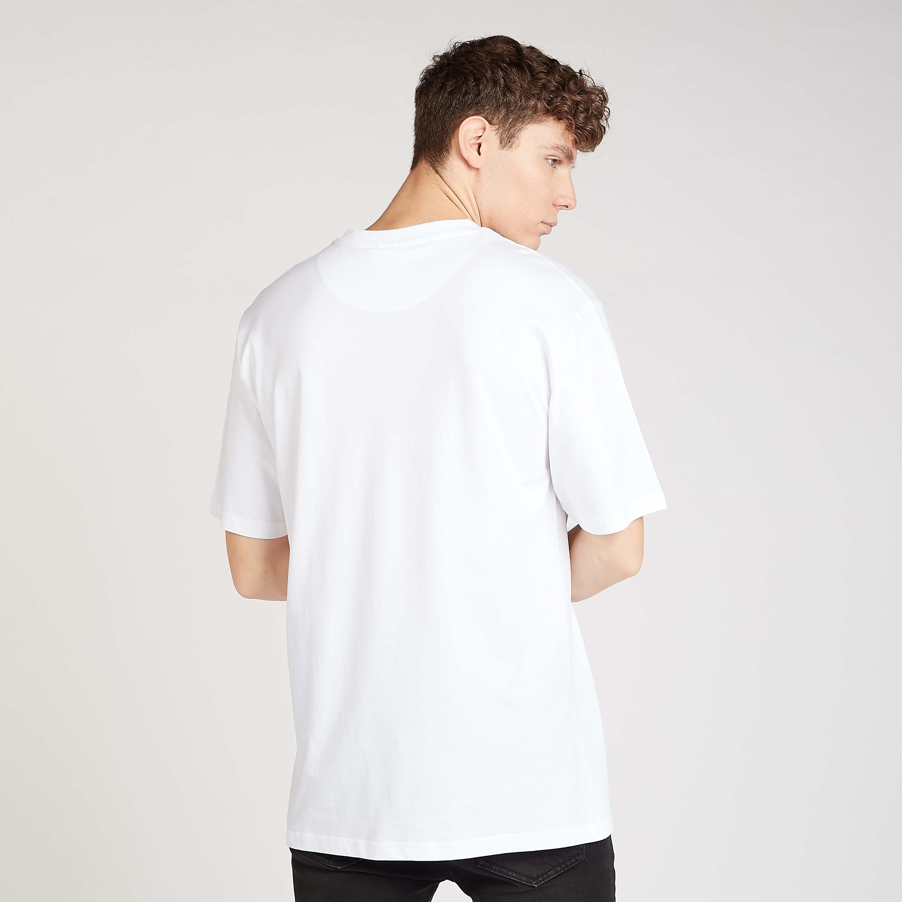 تيشيرت مستدام سليم بياقة ضيقة وطبعات باجز باني-men-clothing-tshirtsandpolos-tshirts-image-4