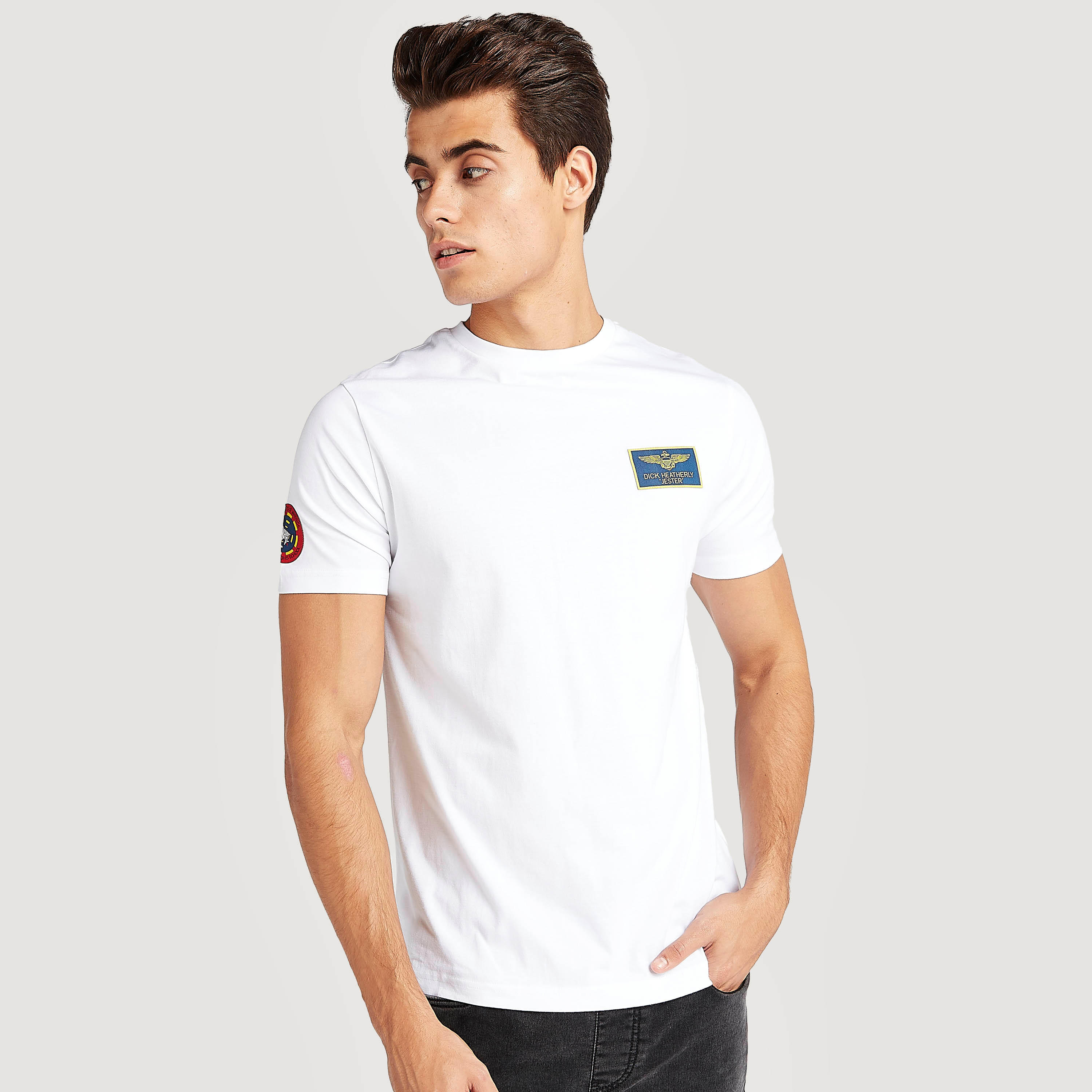 تيشيرت بياقة ضيّقة وأكمام قصيرة وطبعات توب جان-men-clothing-tshirtsandpolos-tshirts-image-1