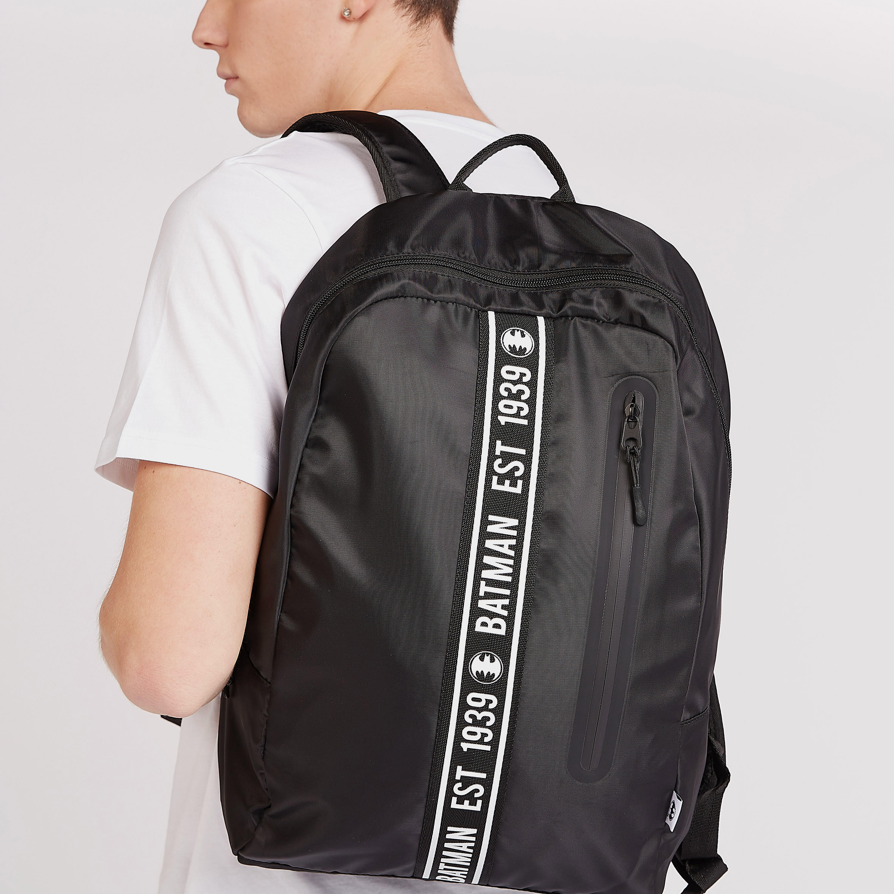 Batman Print Backpack with Adjustable Straps-men-bags-image-6
