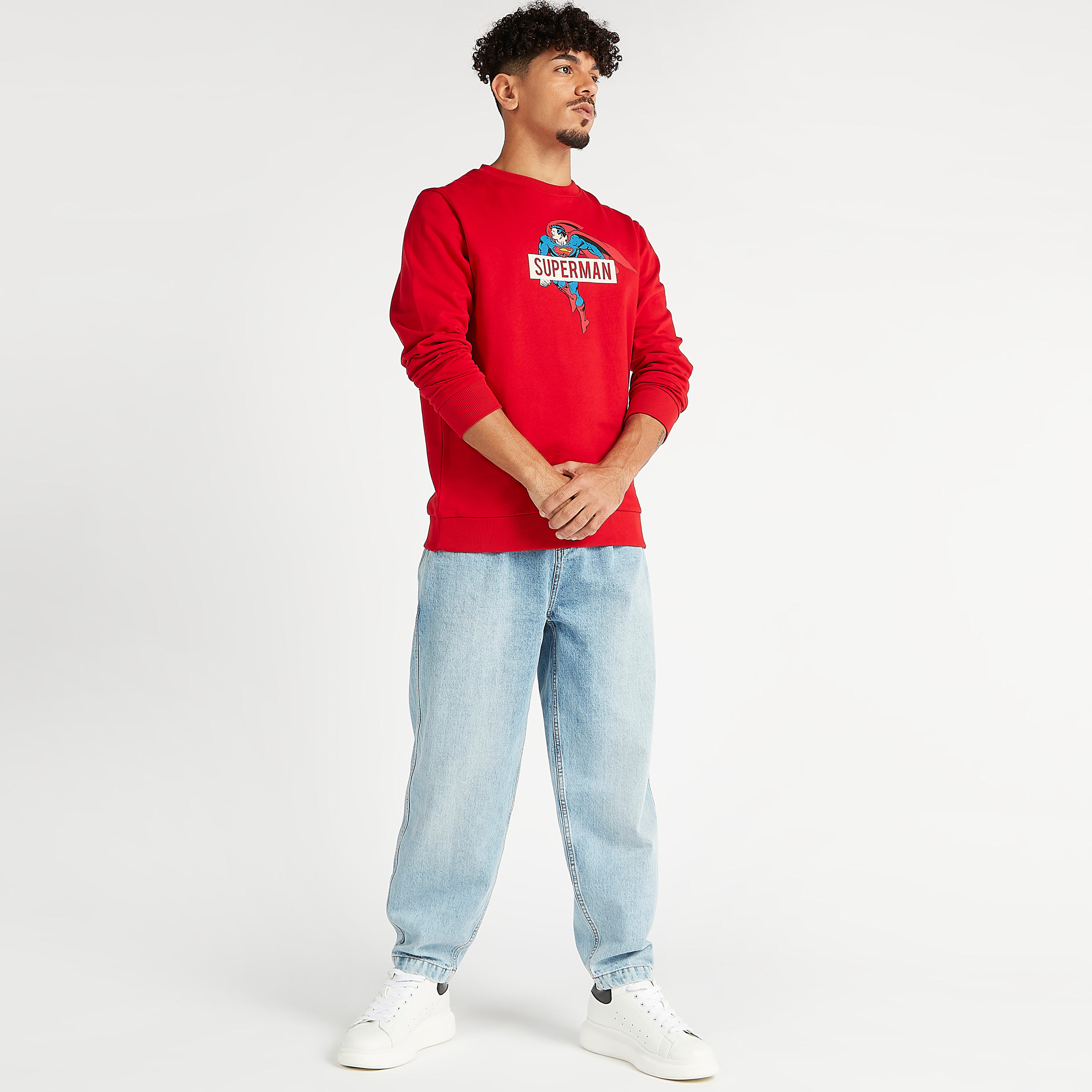 سويت شيرت مستدام بياقة ضيقة وأكمام طويلة وطبعات سوبر مان-men-winterwear-hoodiesandsweatshirts-image-5
