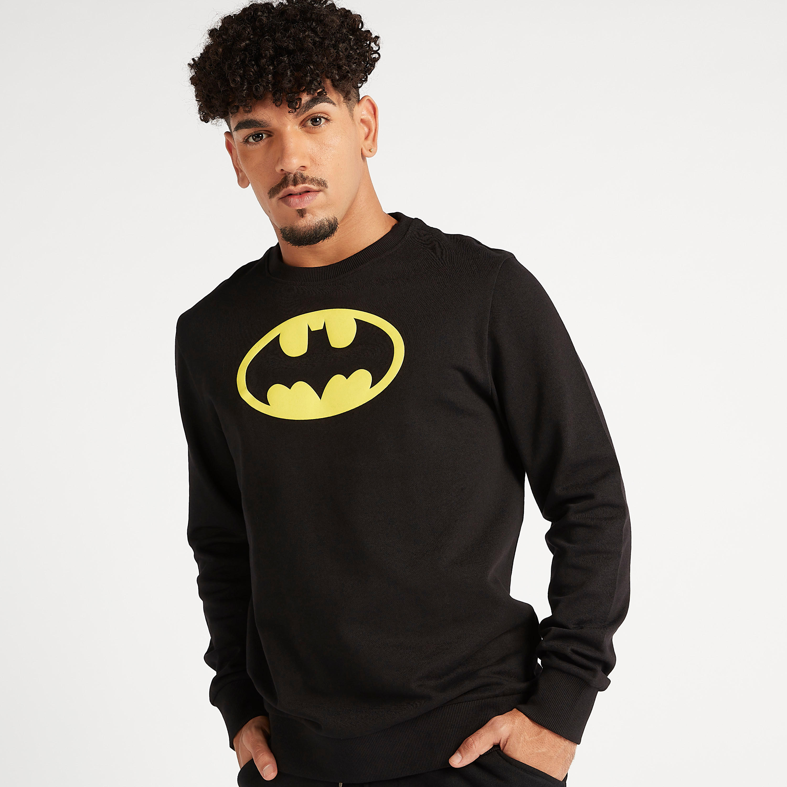 سويت شيرت مستدام بياقة ضيقة وأكمام طويلة وطبعات باتمان-men-winterwear-hoodiesandsweatshirts-image-5