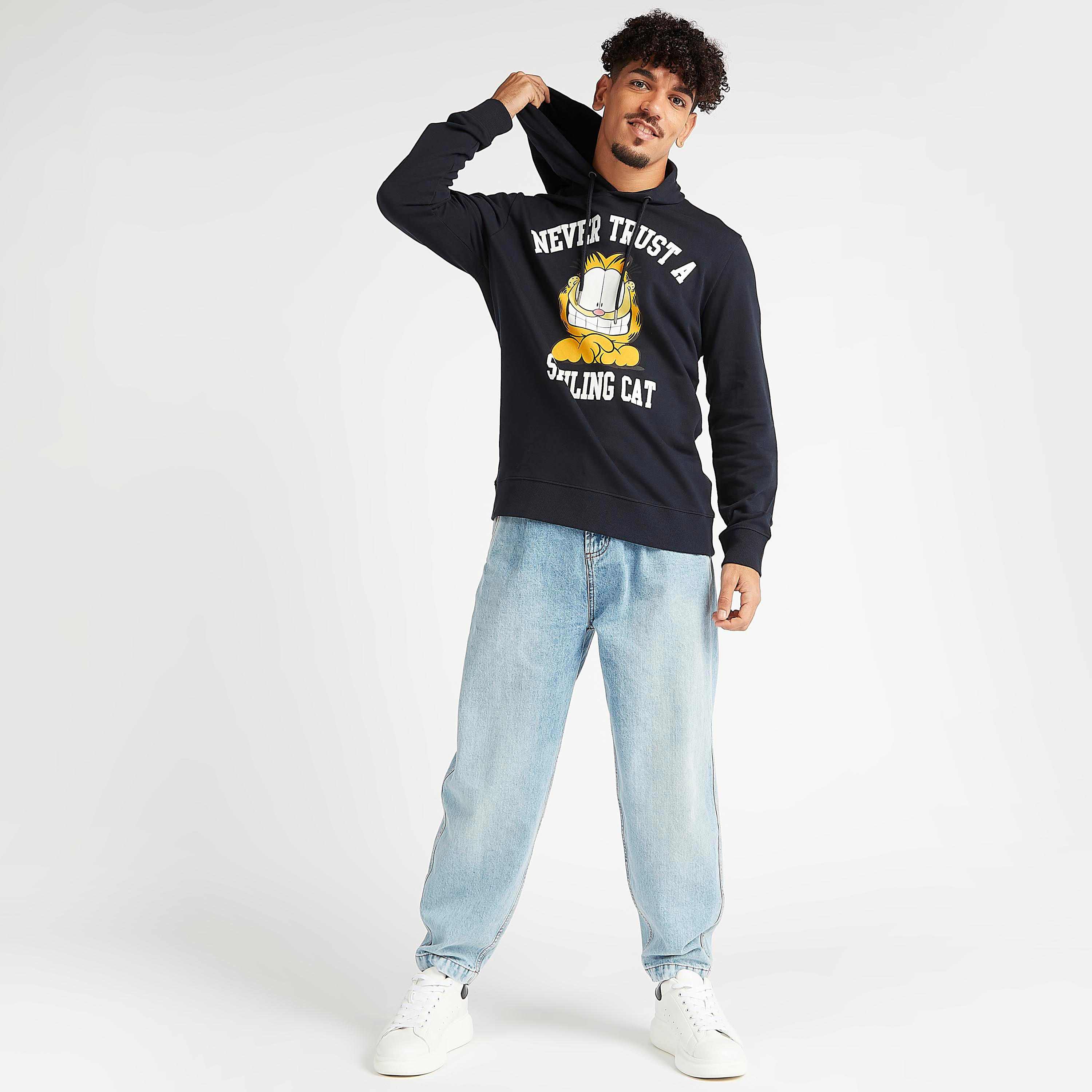 هودي مستدام بأكمام طويلة وطبعات غارفيلد-men-winterwear-hoodiesandsweatshirts-image-2