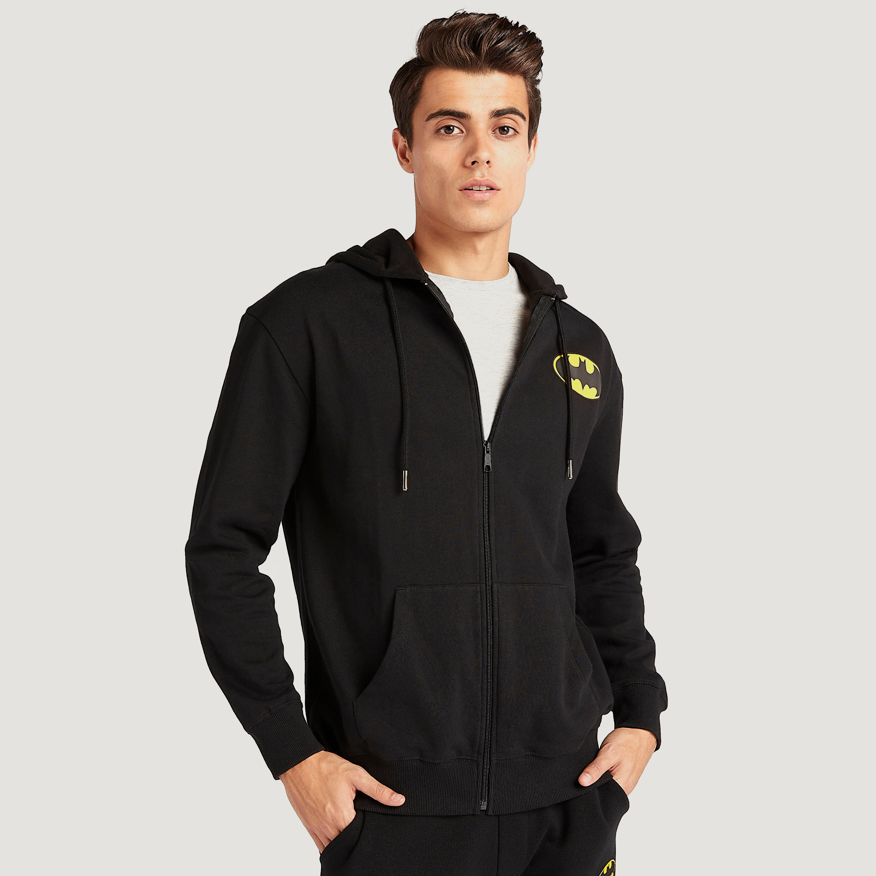 هودي مستدام بطبعات شعار وسحّاب وأكمام طويلة-men-winterwear-hoodiesandsweatshirts-image-1