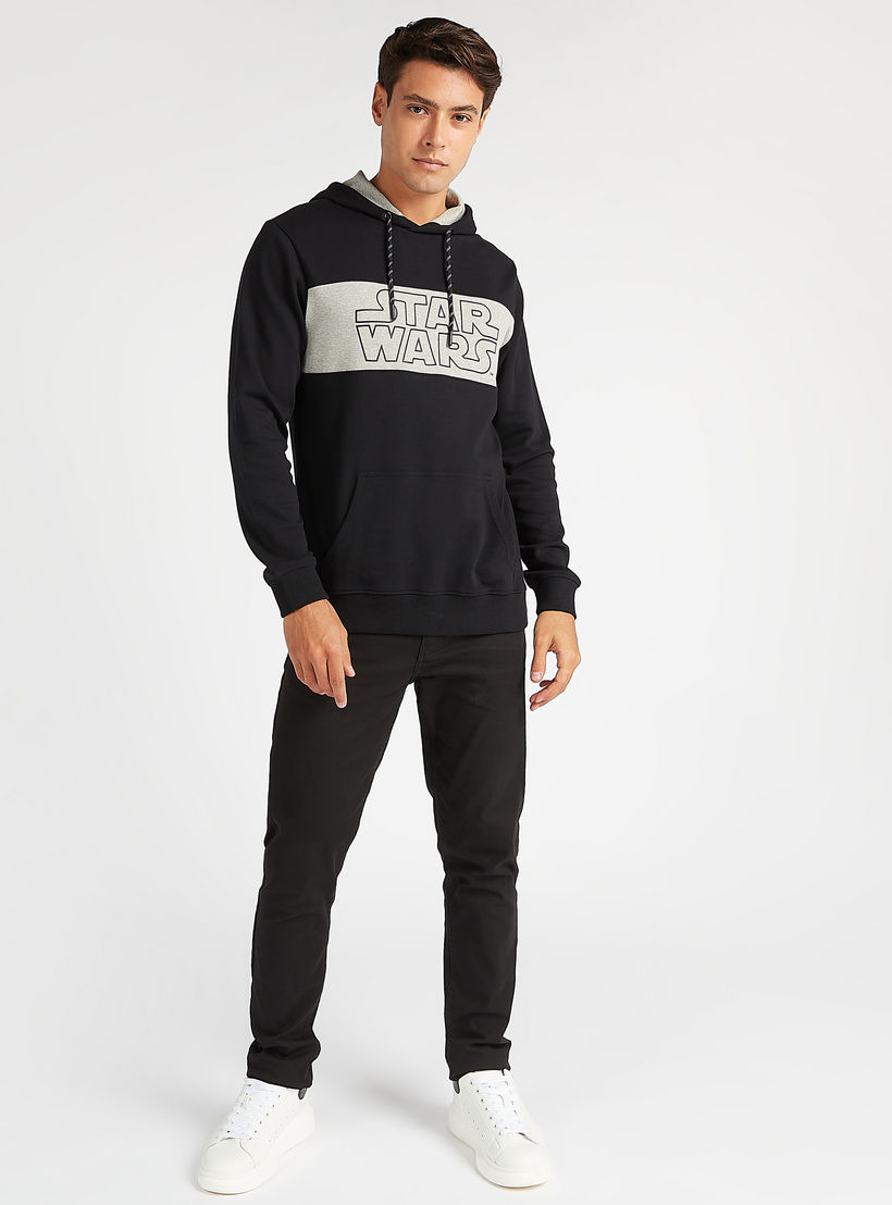 هودي مستدام بأكمام طويلة وجيوب وطبعات حرب النجوم-men-winterwear-hoodiesandsweatshirts-image-2