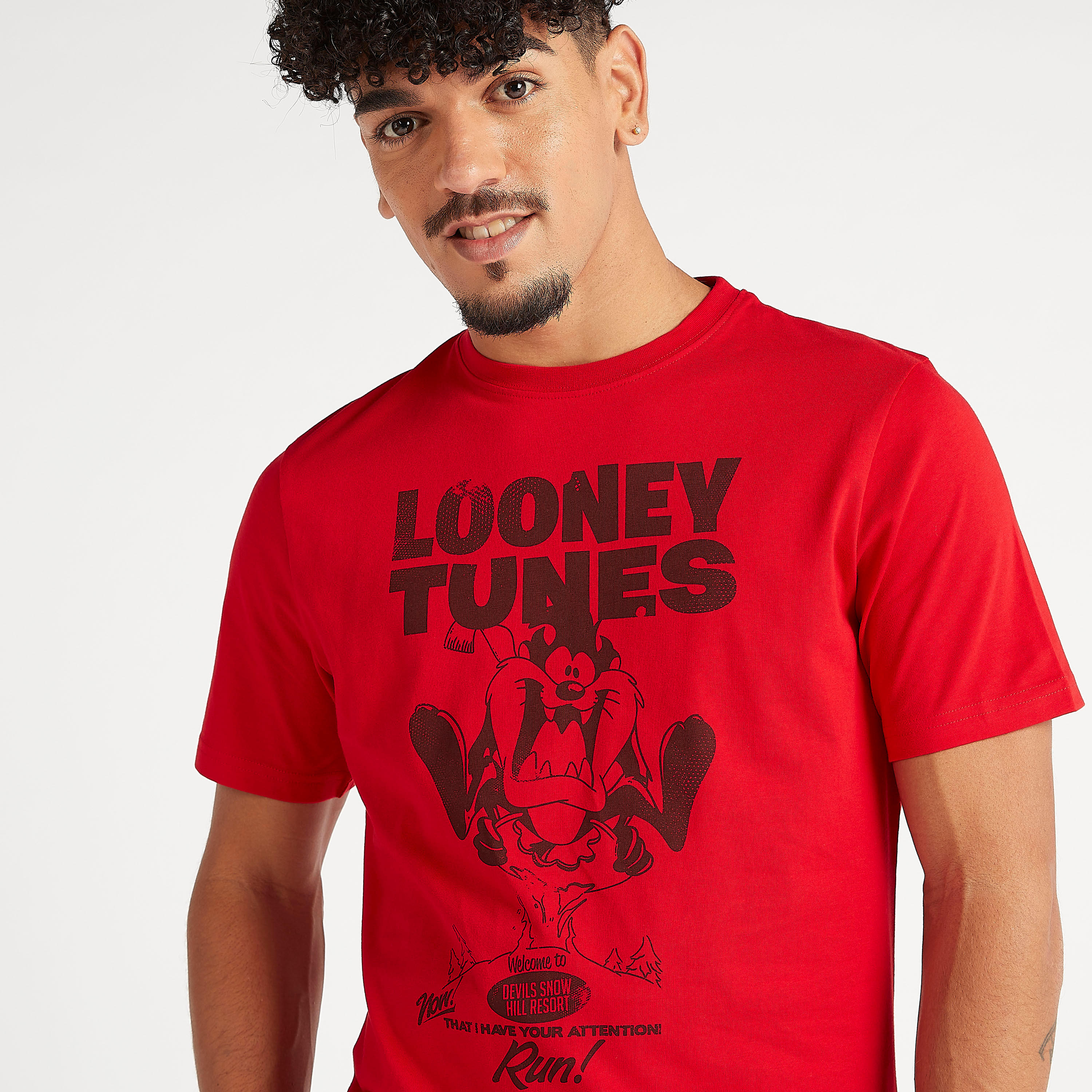 تيشيرت مستدام بياقة ضيقة وأكمام قصيرة وطبعات لوني تيونز-men-clothing-tshirtsandpolos-tshirts-image-1