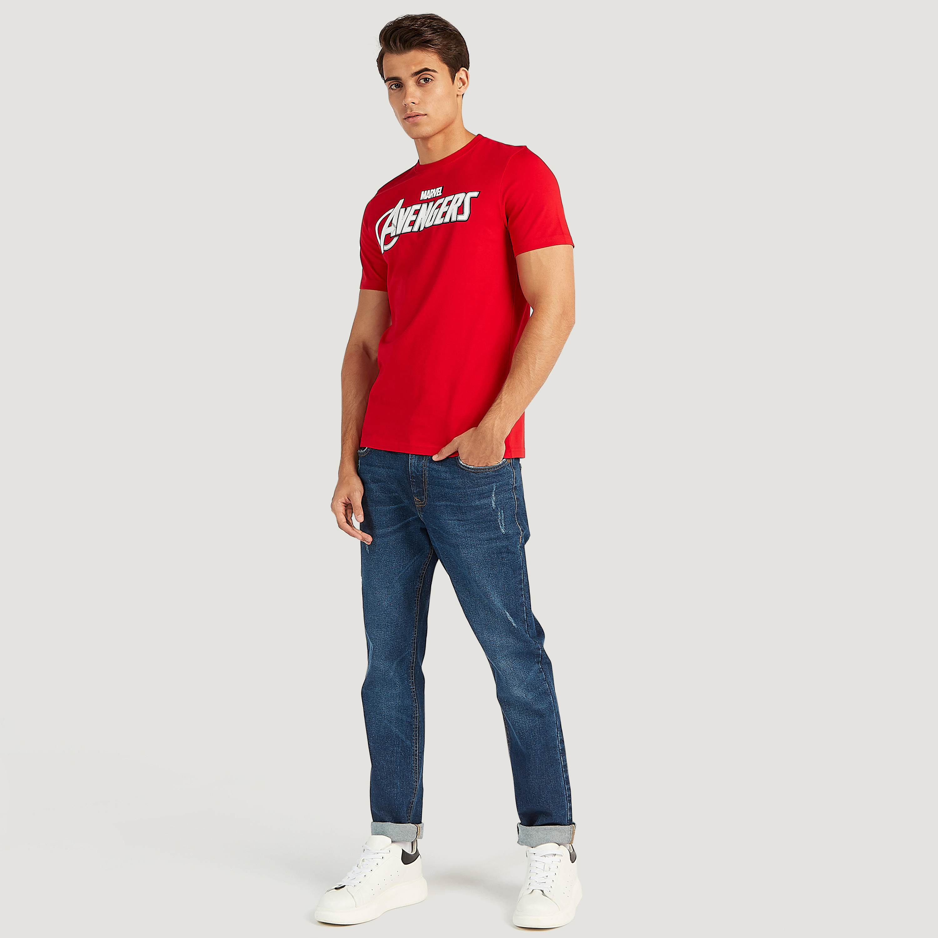تيشيرت مستدام بياقة ضيّقة وأكمام قصيرة وطبعات أفينجرز-men-clothing-tshirtsandpolos-tshirts-image-2