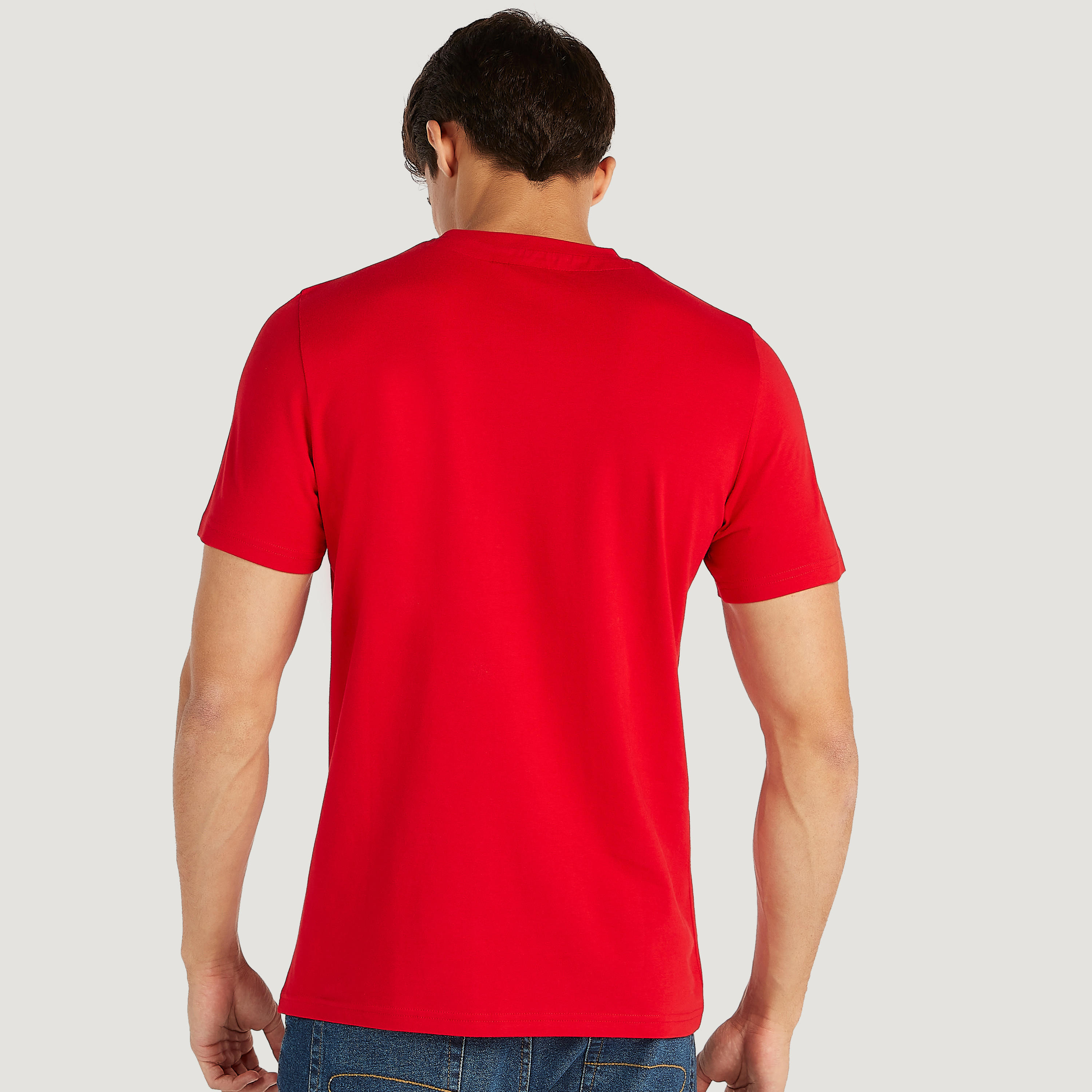 تيشيرت مستدام بياقة ضيّقة وأكمام قصيرة وطبعات أفينجرز-men-clothing-tshirtsandpolos-tshirts-image-4