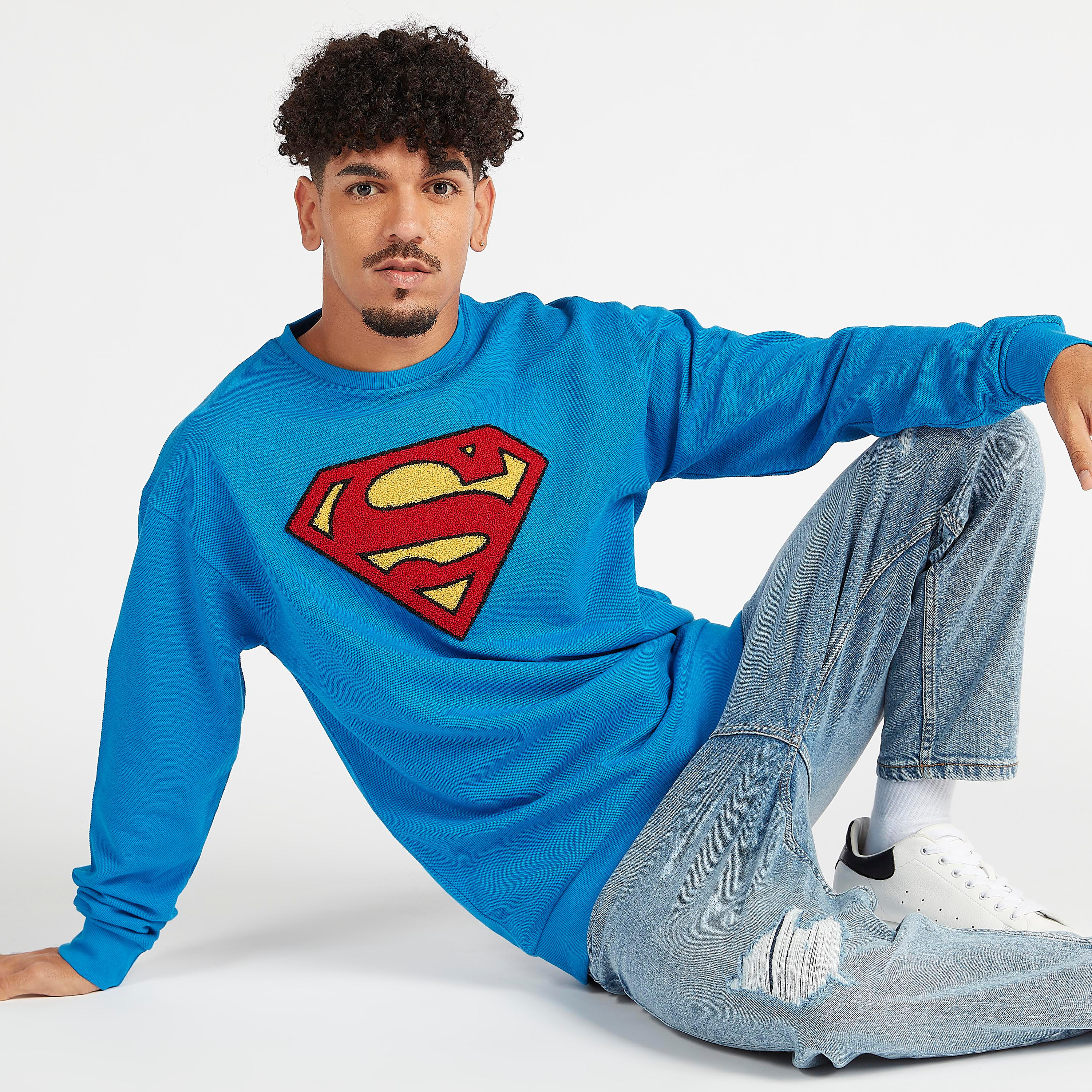 سويت شيرت مستدام بياقة ضيقة وأكمام طويلة وطبعات سوبر مان-men-winterwear-hoodiesandsweatshirts-image-5