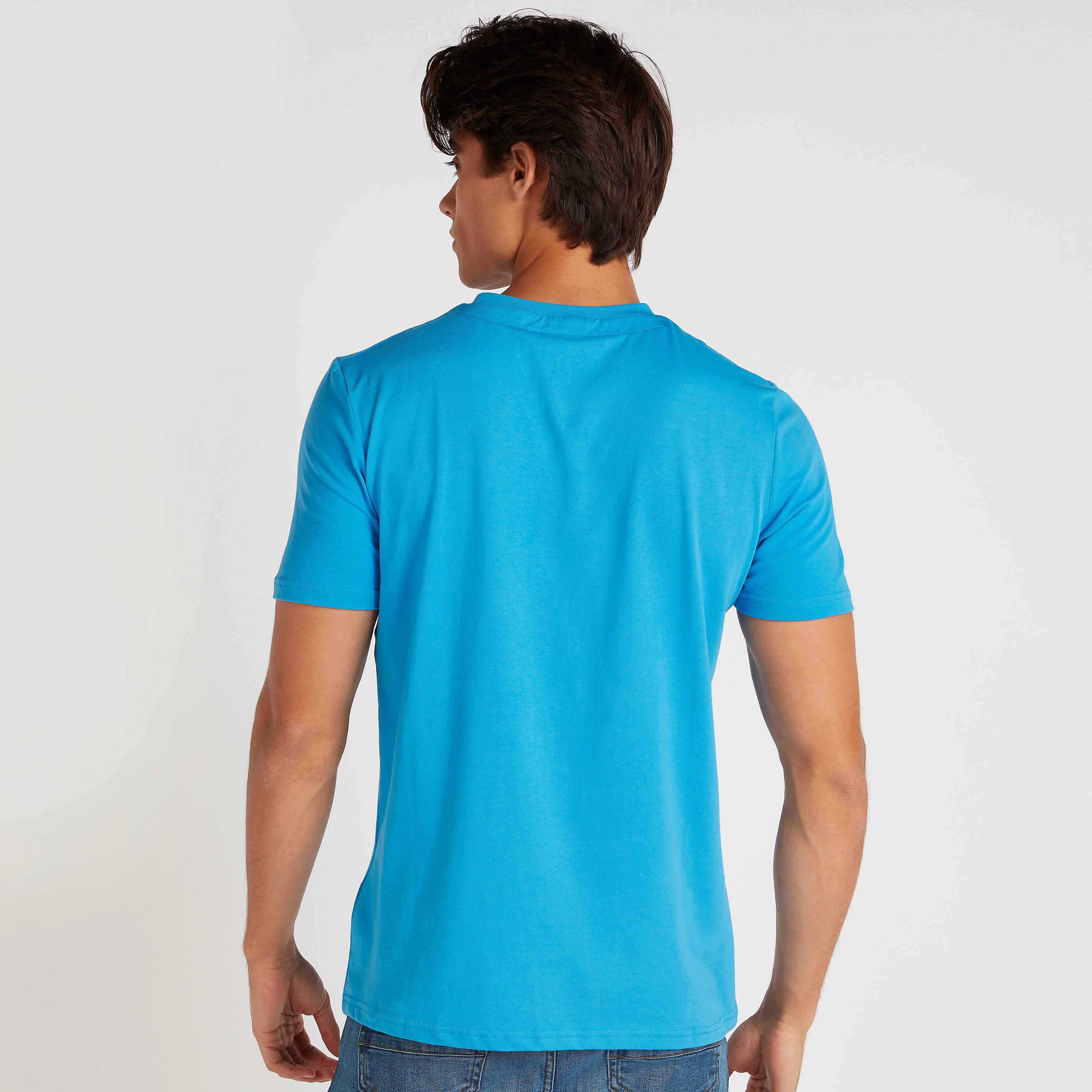 تيشيرت بياقة ضيّقة وأكمام قصيرة وطبعات غارفيلد-men-clothing-tshirtsandpolos-tshirts-image-4