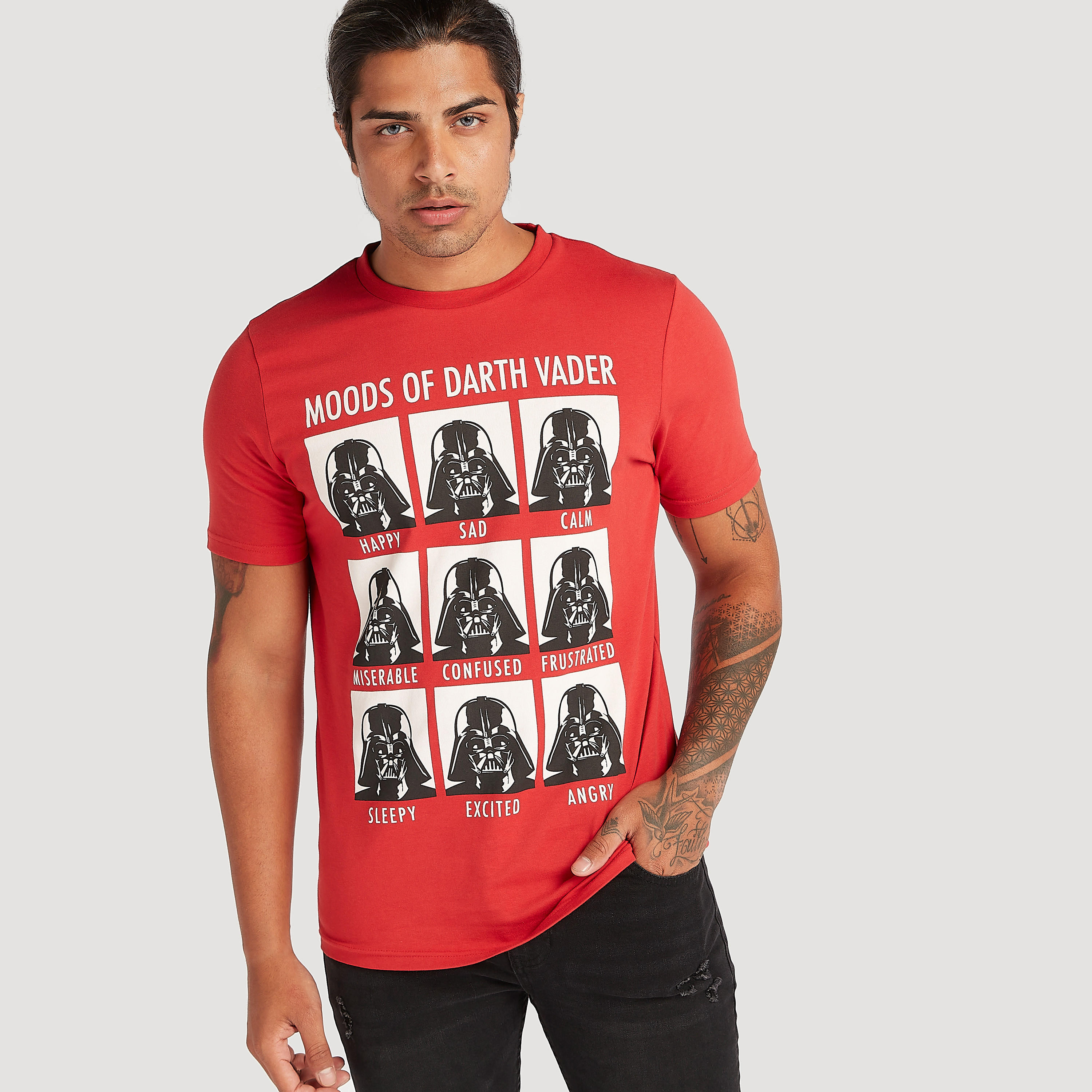 Darth Vader Print Crew Neck T-shirt with Short Sleeves-men-clothing-tshirtsandpolos-tshirts-image-1
