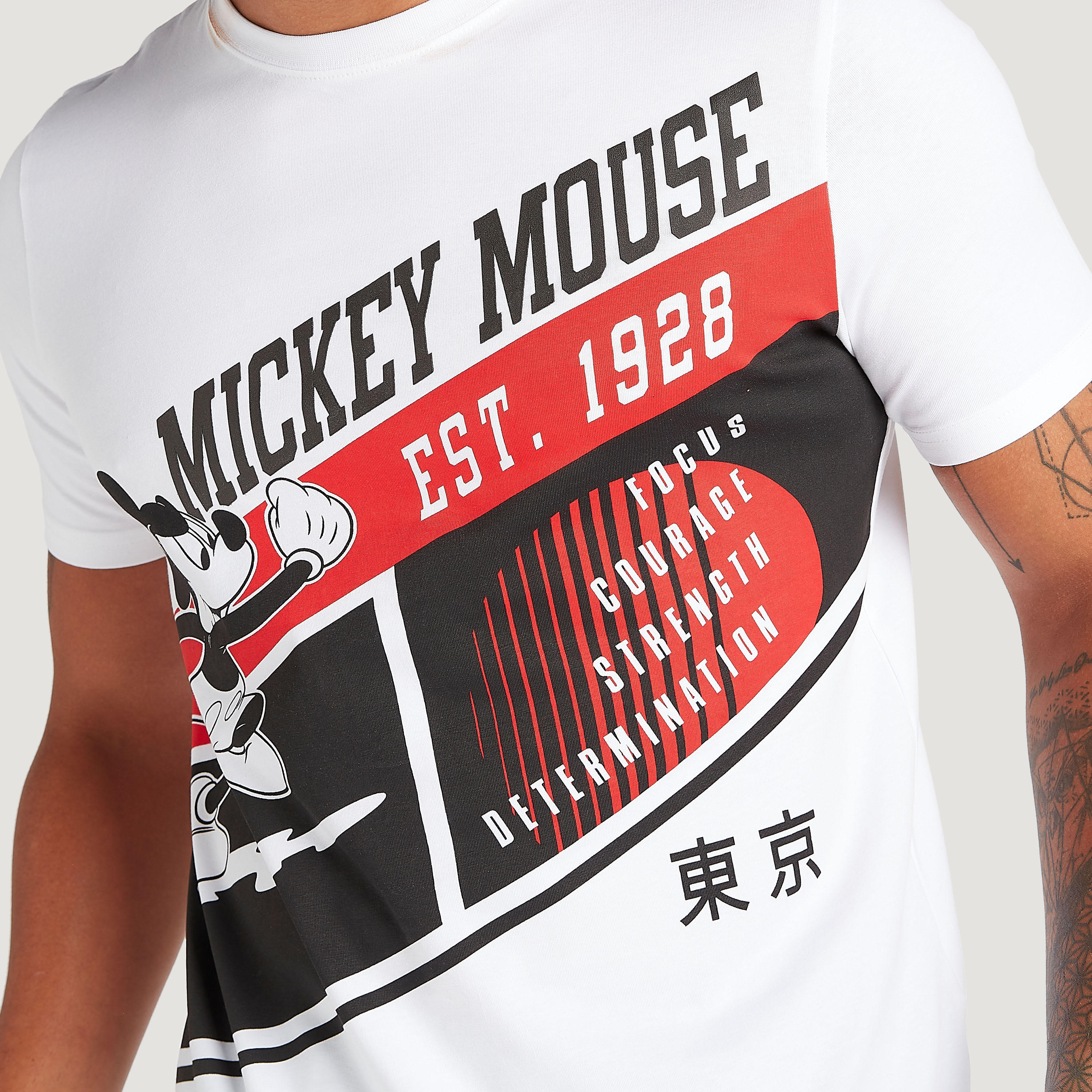 تيشيرت بياقة ضيّقة وأكمام قصيرة وطبعات ميكي ماوس-men-clothing-tshirtsandpolos-tshirts-image-3