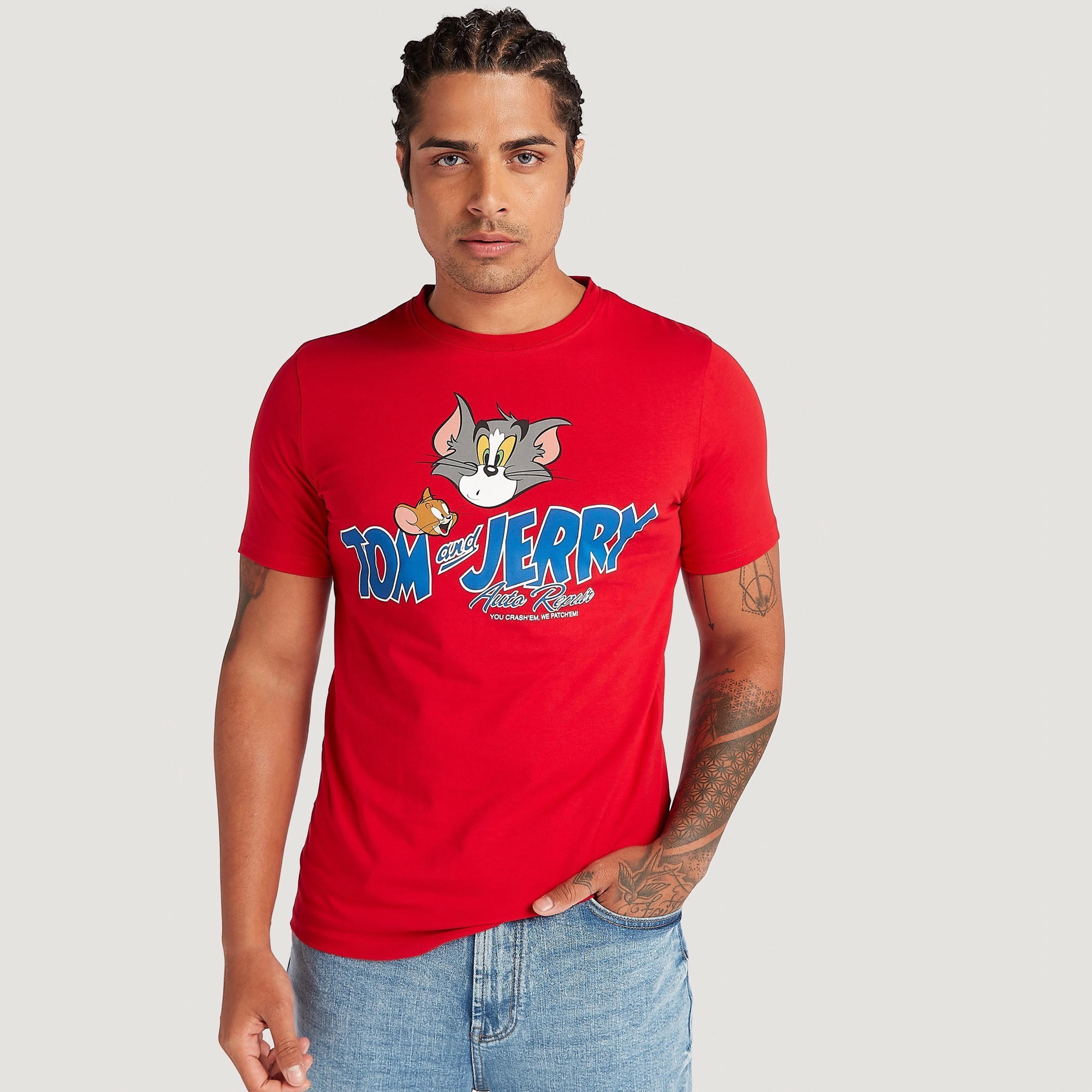 تيشيرت بأكمام قصيرة وطبعات توم أند جيري-men-clothing-tshirtsandpolos-tshirts-image-4