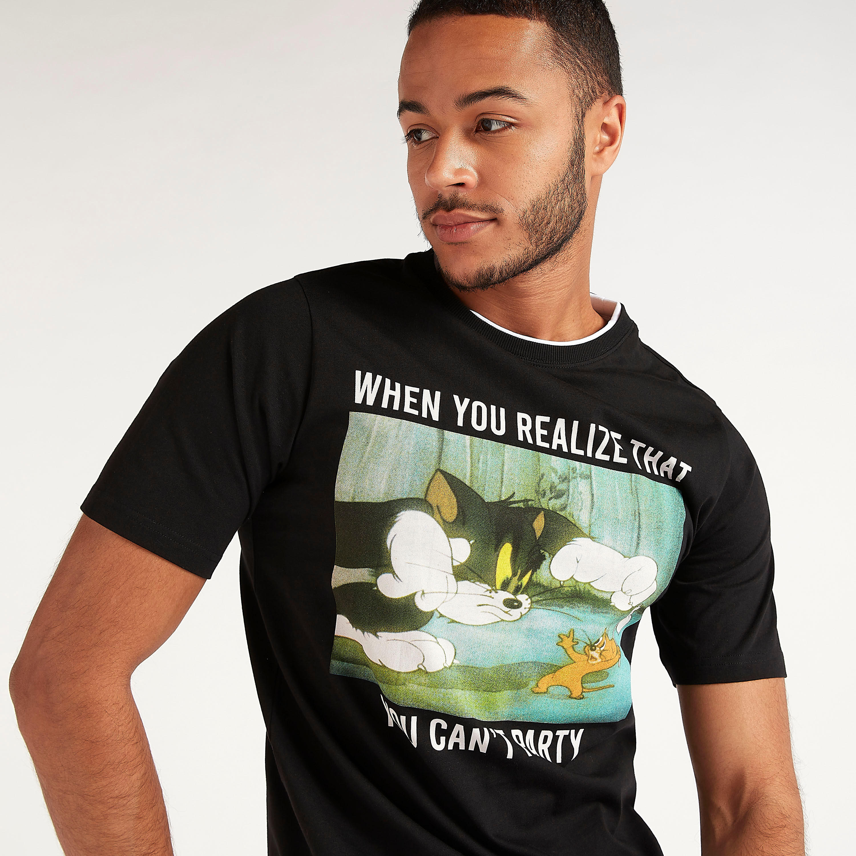 تيشيرت بأكمام قصيرة وطبعات توم أند جيري-men-clothing-tshirtsandpolos-tshirts-image-5