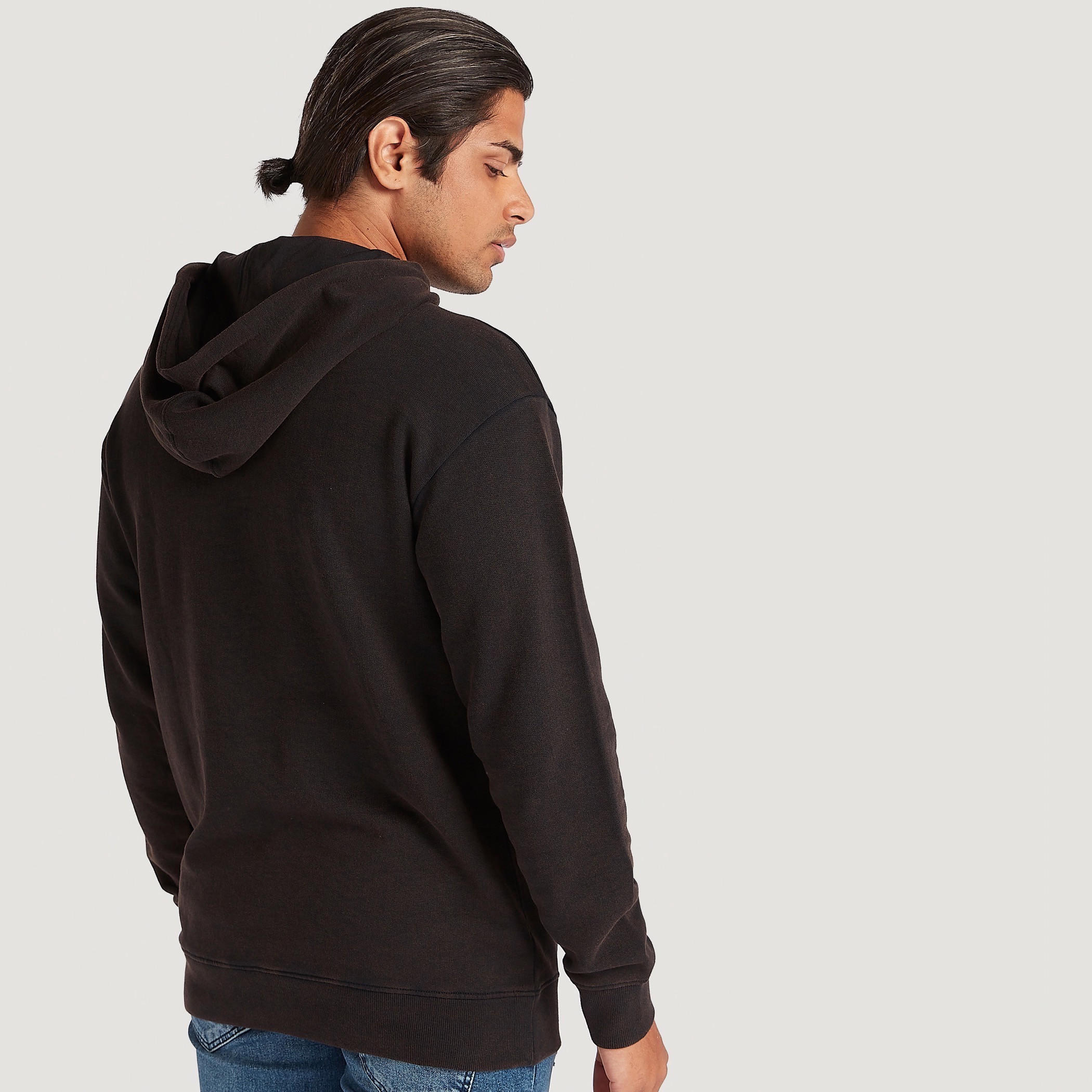 سويت شيرت بأكمام طويلة وقبّعة وطبعات مارفل-men-winterwear-hoodiesandsweatshirts-image-4