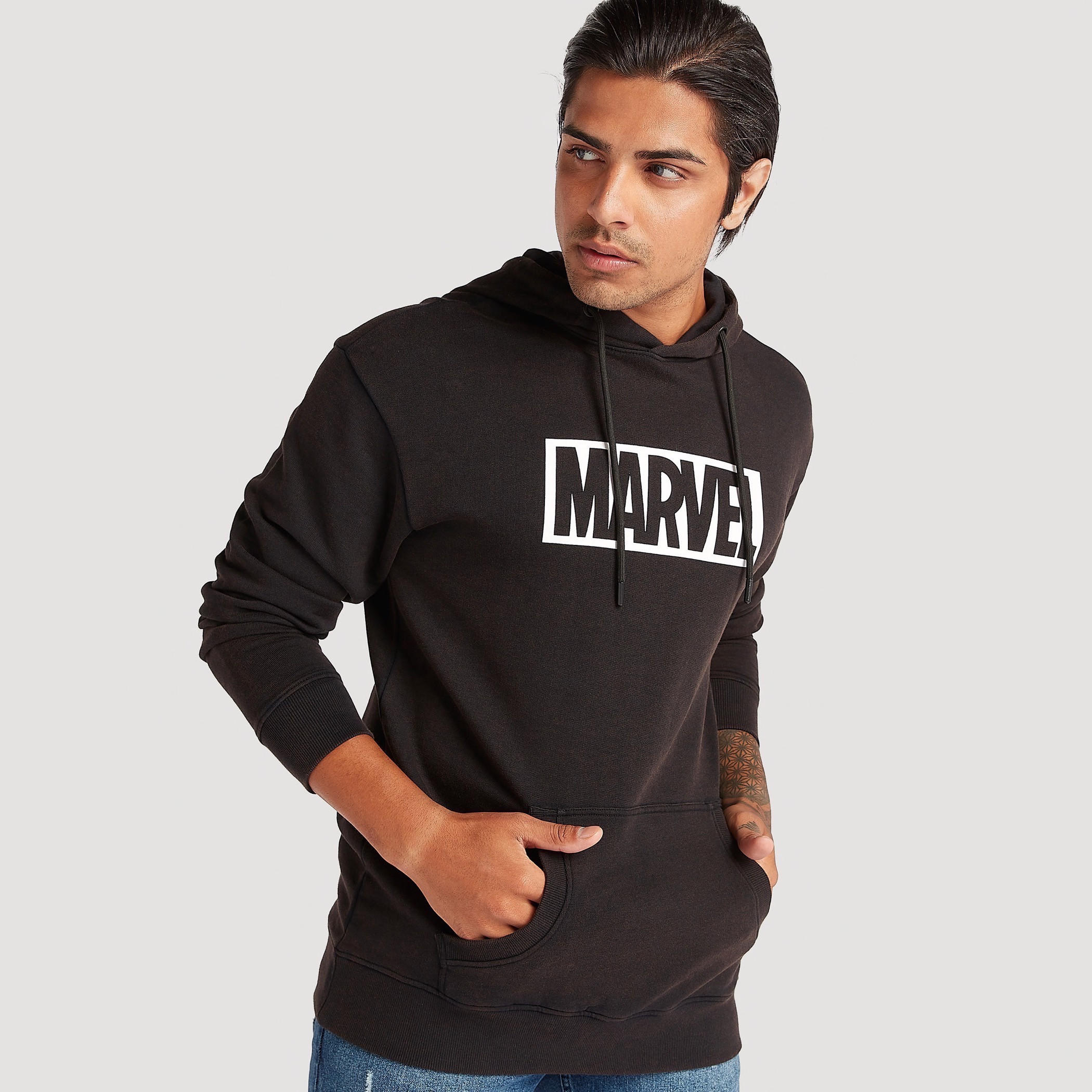 سويت شيرت بأكمام طويلة وقبّعة وطبعات مارفل-men-winterwear-hoodiesandsweatshirts-image-5