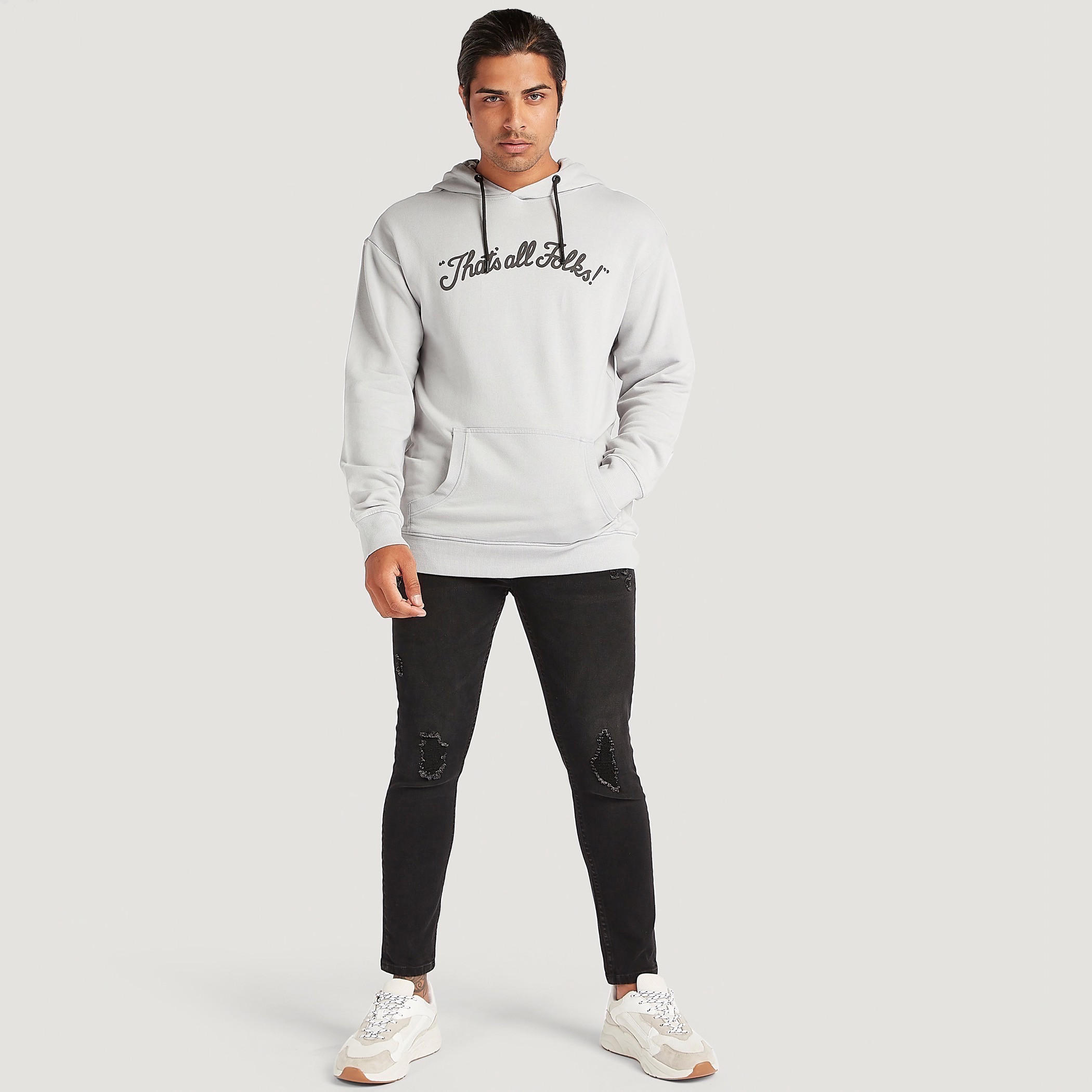 سويت شيرت بقبّعة وطبعات تايبوجرافيك وأكمام طويلة-men-winterwear-hoodiesandsweatshirts-image-4