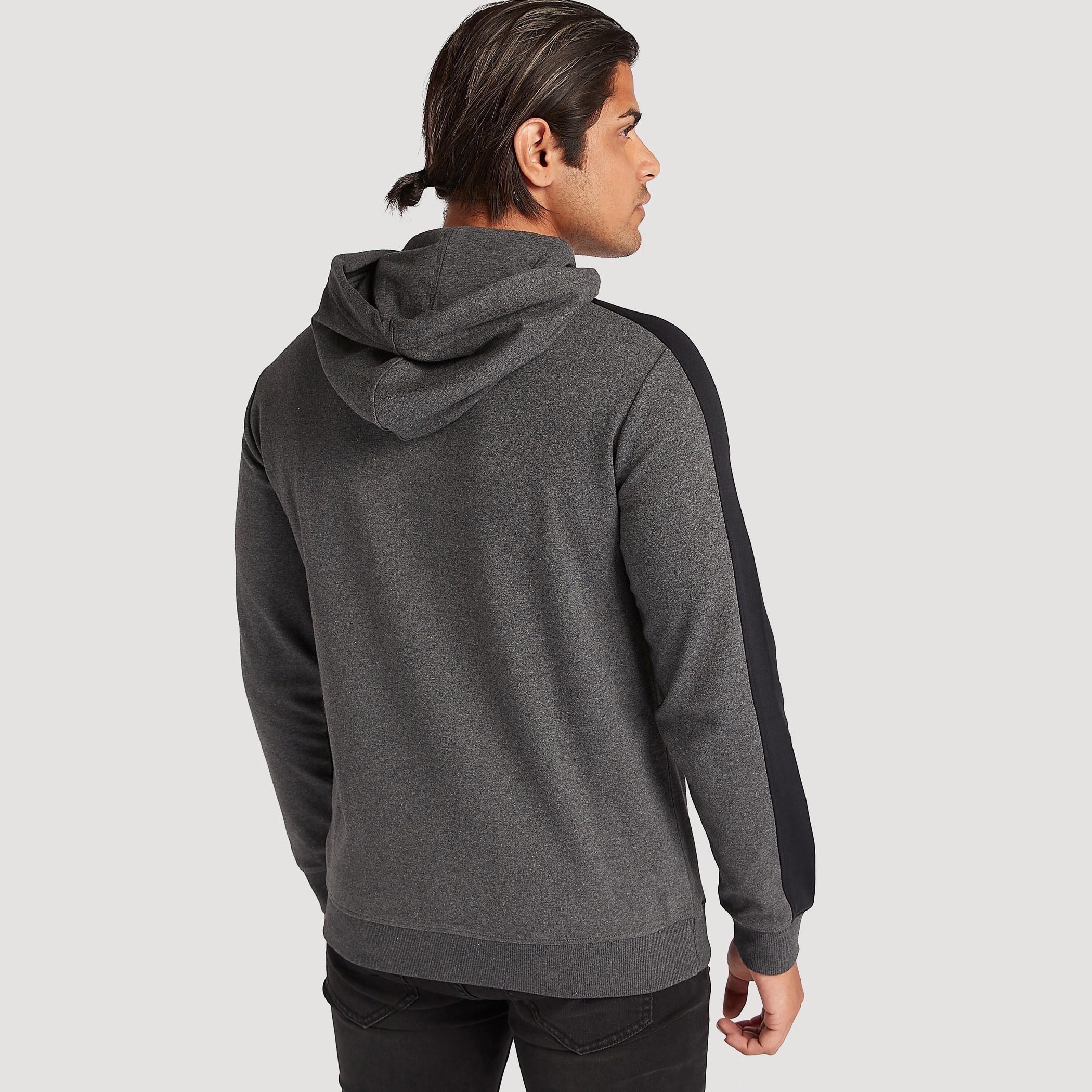 هودي سادة بأكمام طويلة-men-winterwear-hoodiesandsweatshirts-image-3