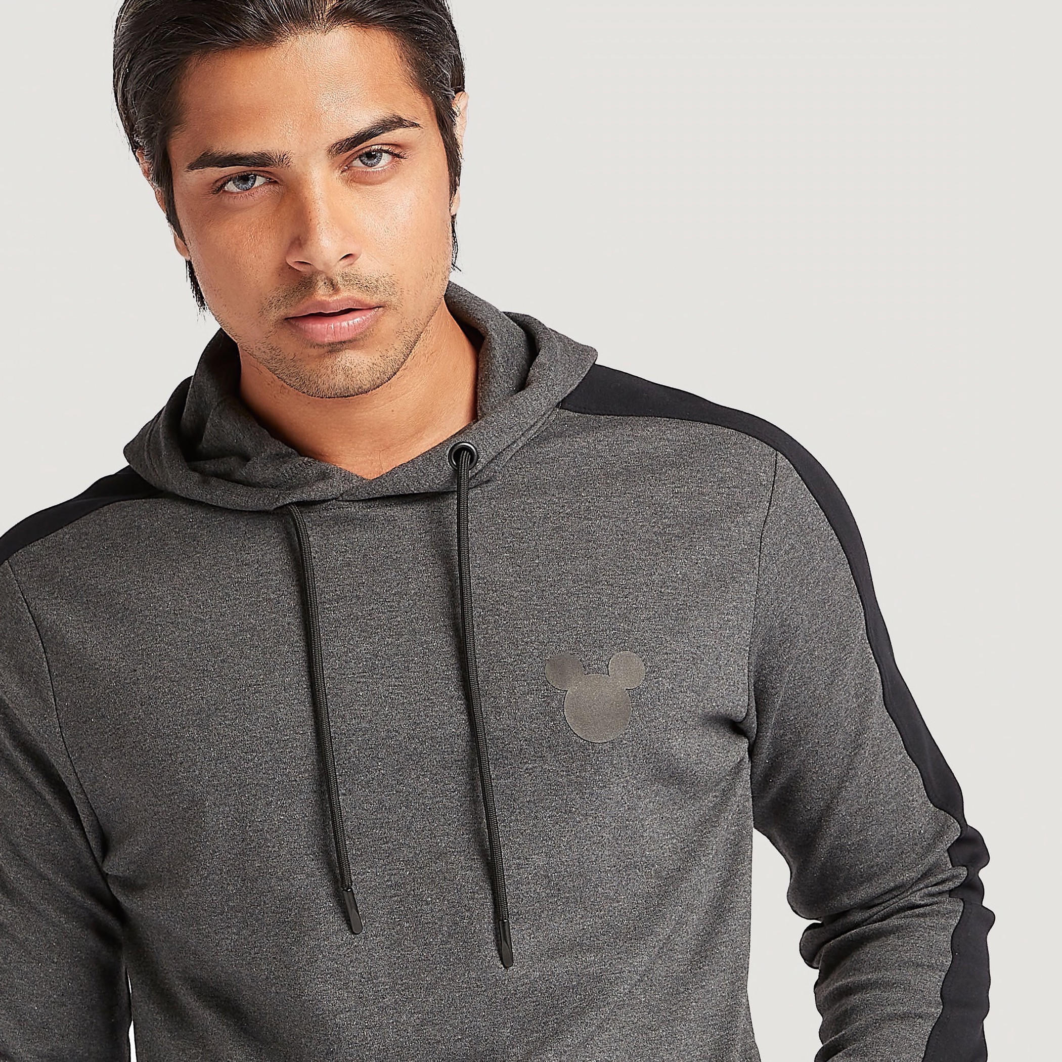 هودي سادة بأكمام طويلة-men-winterwear-hoodiesandsweatshirts-image-2