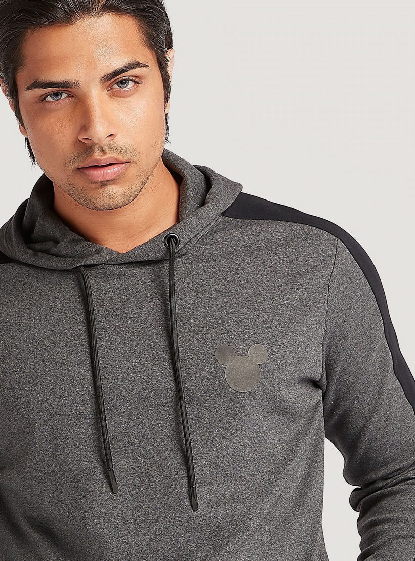هودي سادة بأكمام طويلة-men-winterwear-hoodiesandsweatshirts-image-2