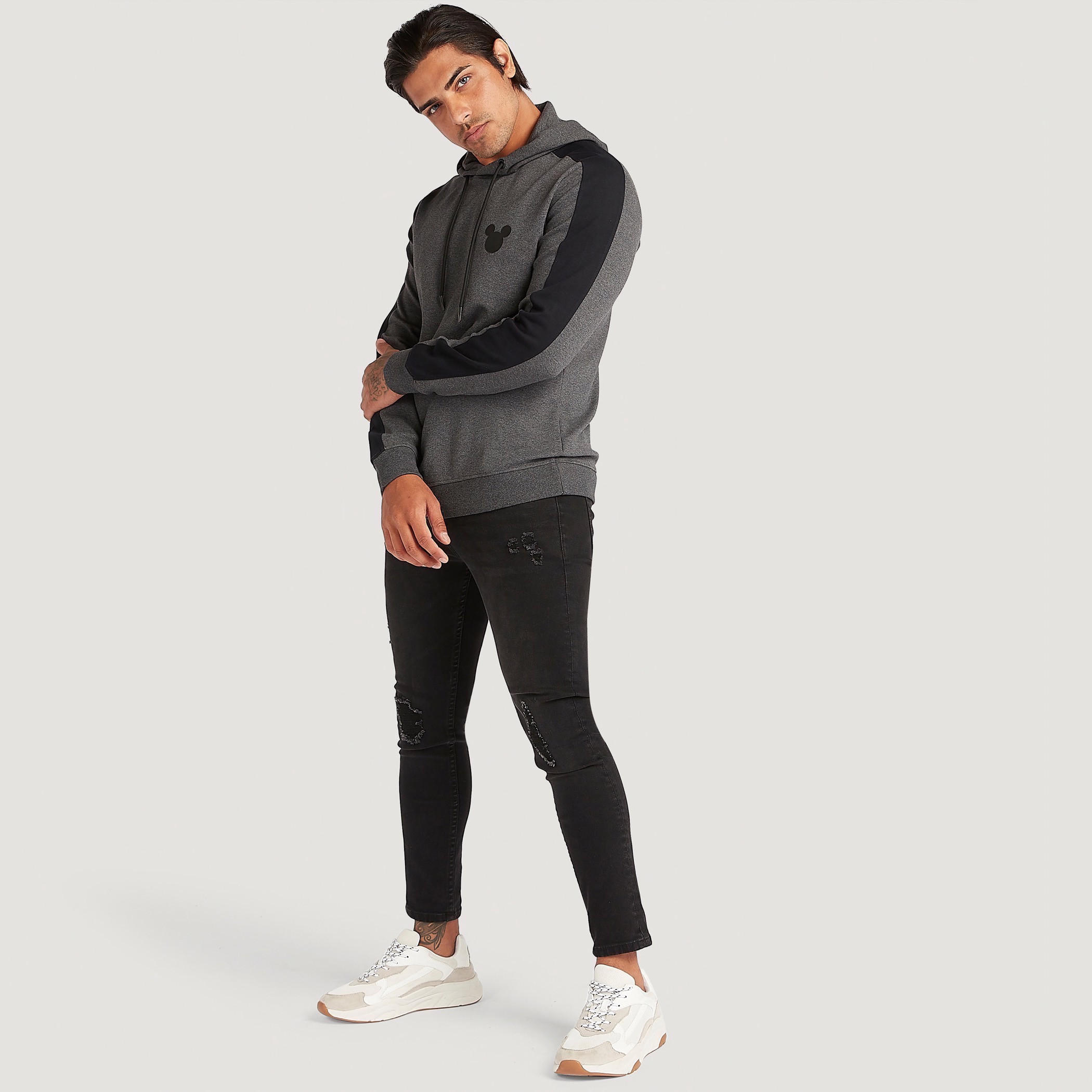 هودي سادة بأكمام طويلة-men-winterwear-hoodiesandsweatshirts-image-1