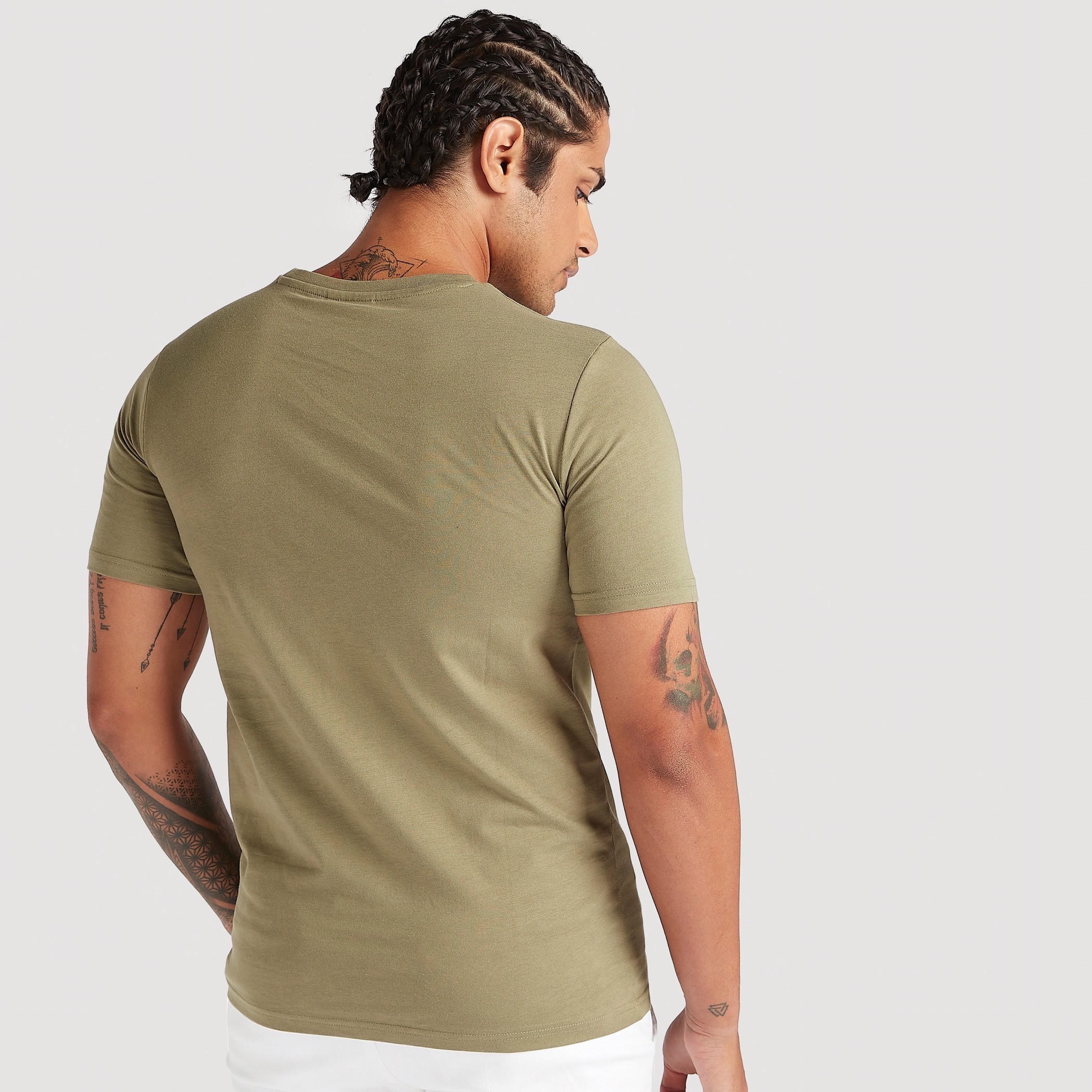 تيشيرت بياقة ضيّقة وأكمام قصيرة ونقوش ستار وورز-men-clothing-tshirtsandpolos-tshirts-image-4